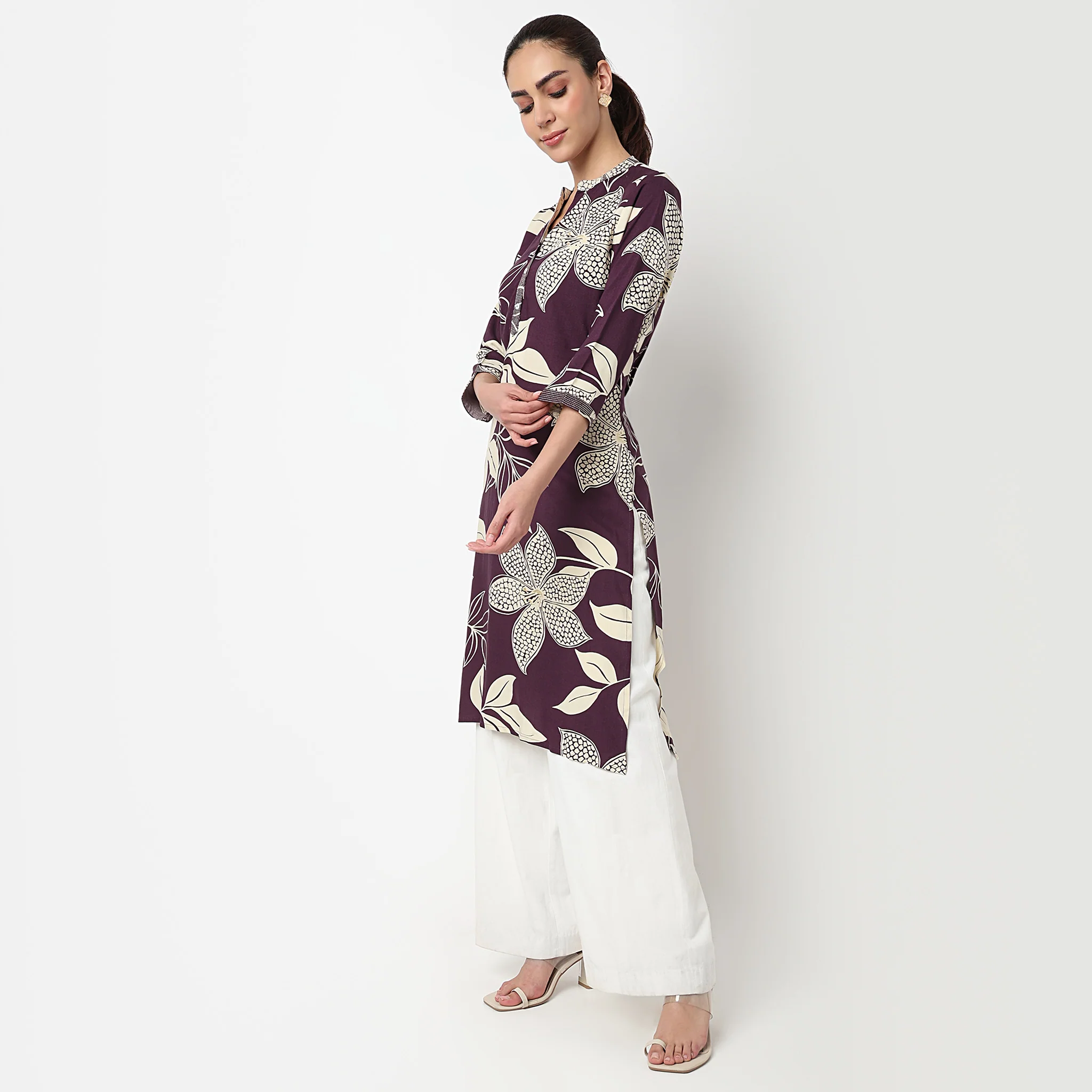 Printed Half Placket Long Kurta - Image 10