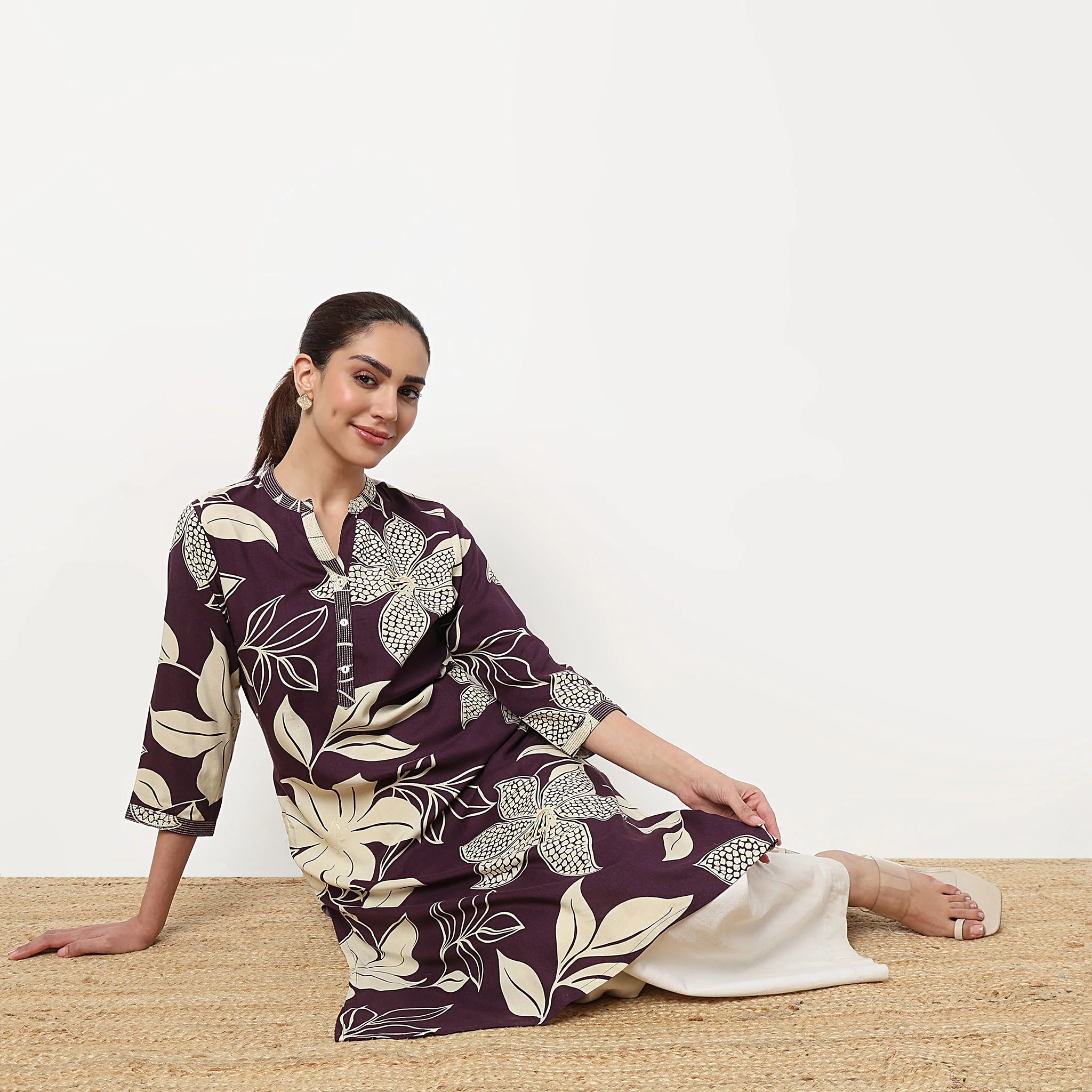 Printed Half Placket Long Kurta - Image 6