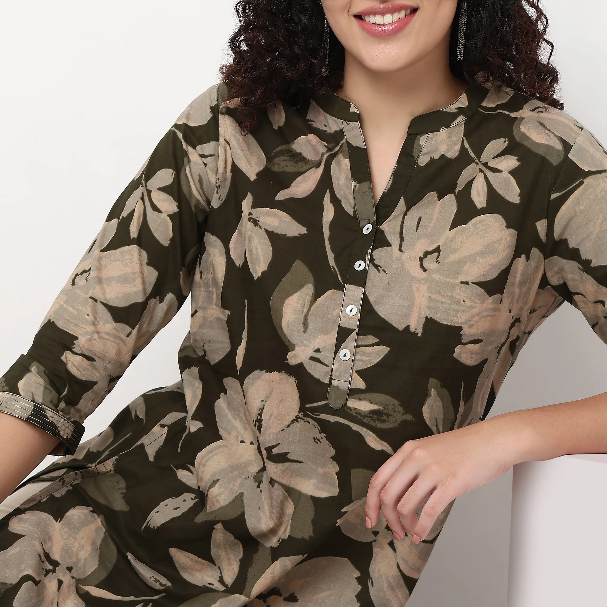 Printed Half Placket Straight Long Kurta - Image 4