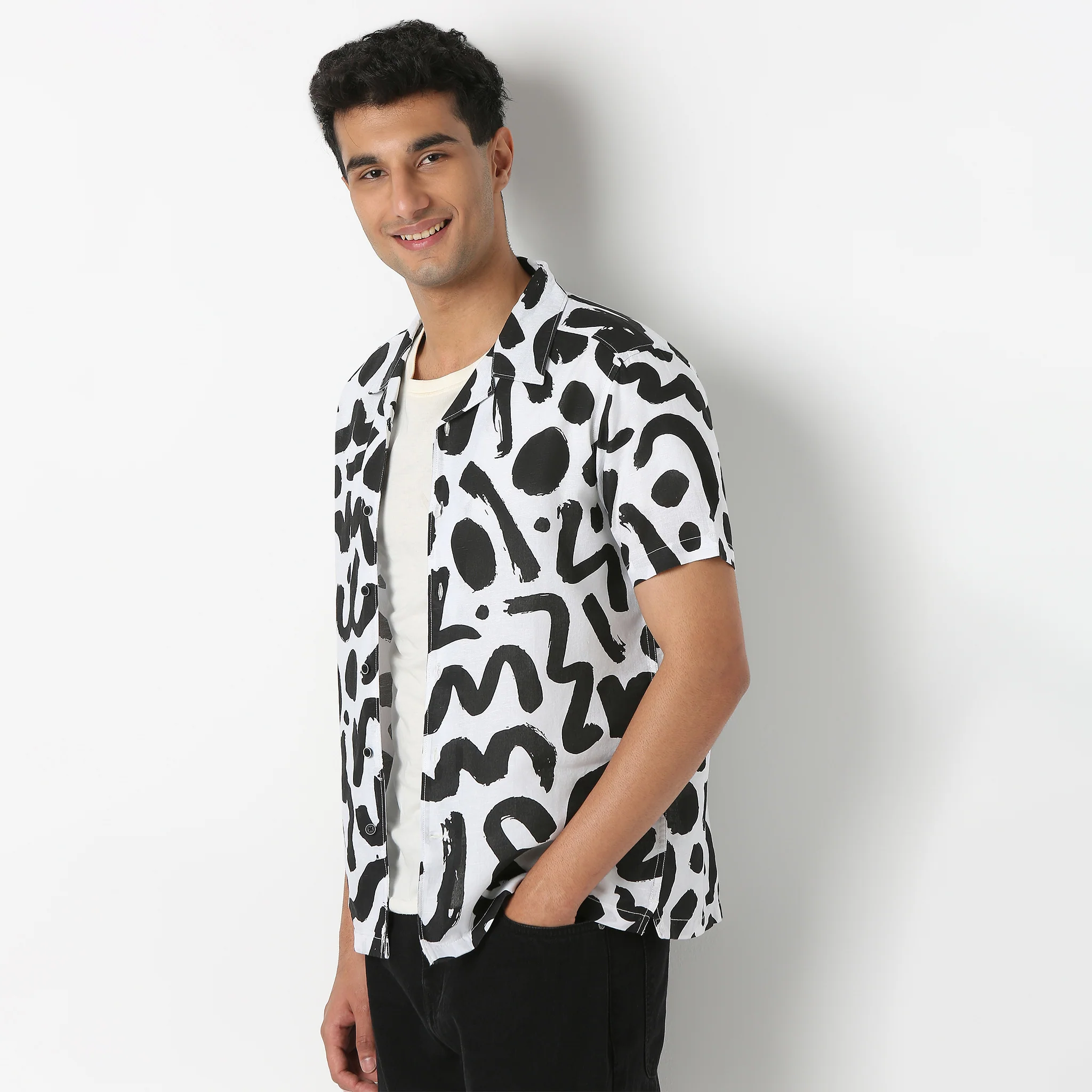 LininįµĖ£ - Linen Enriched Fine Natural Blend Shirts Printed Half Sleeve Camp Collar - Image 2