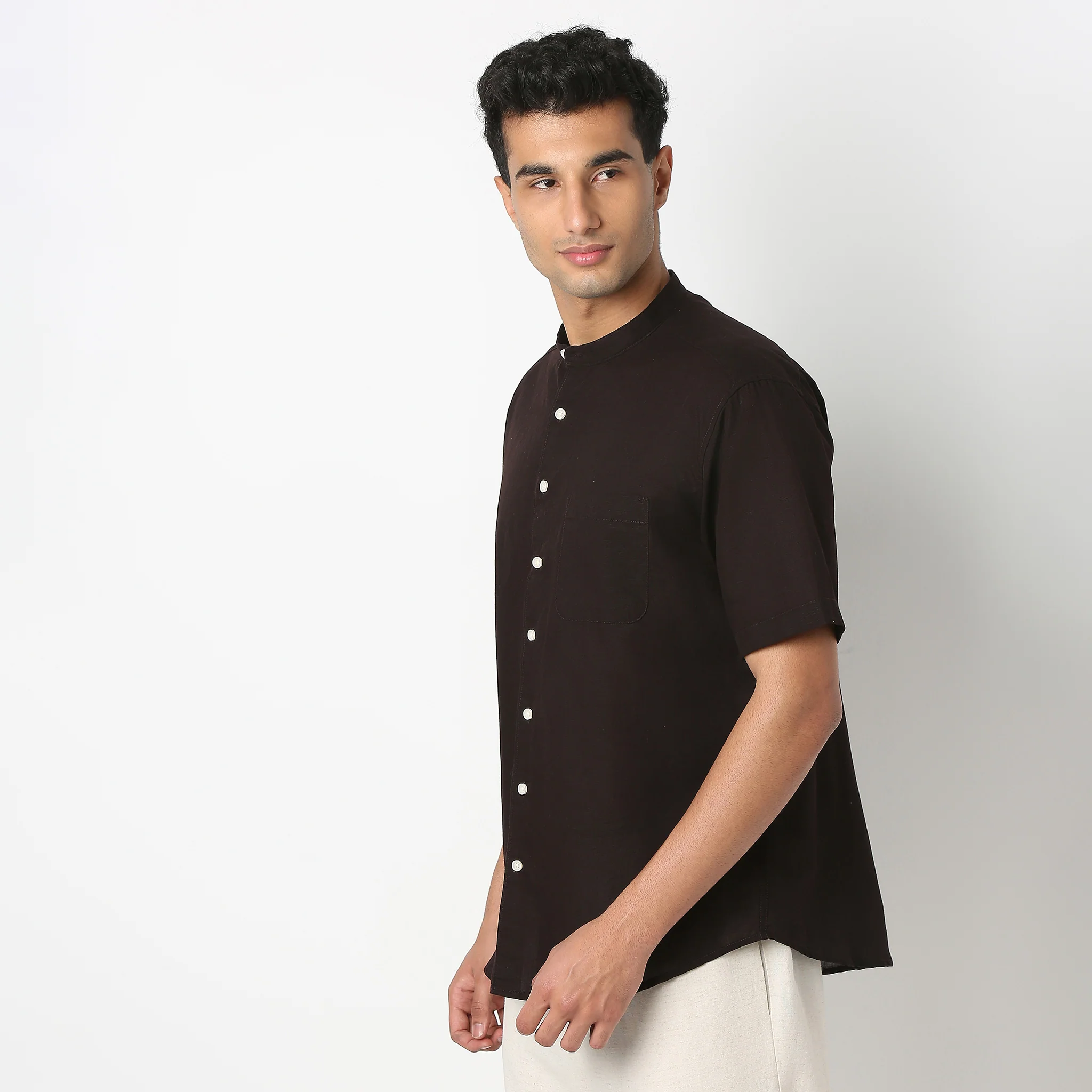 LininįµĖ£ - Linen Enriched Fine Natural Blend Shirt Half Sleeve Band Collar - Image 2
