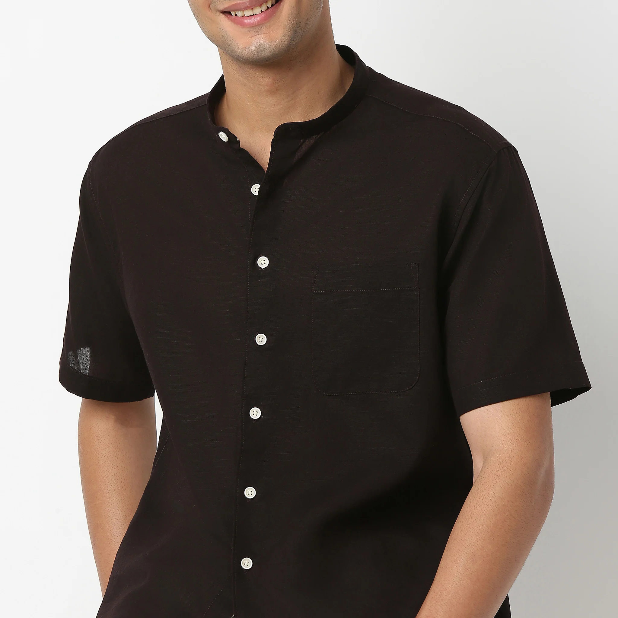 LininįµĖ£ - Linen Enriched Fine Natural Blend Shirt Half Sleeve Band Collar - Image 5