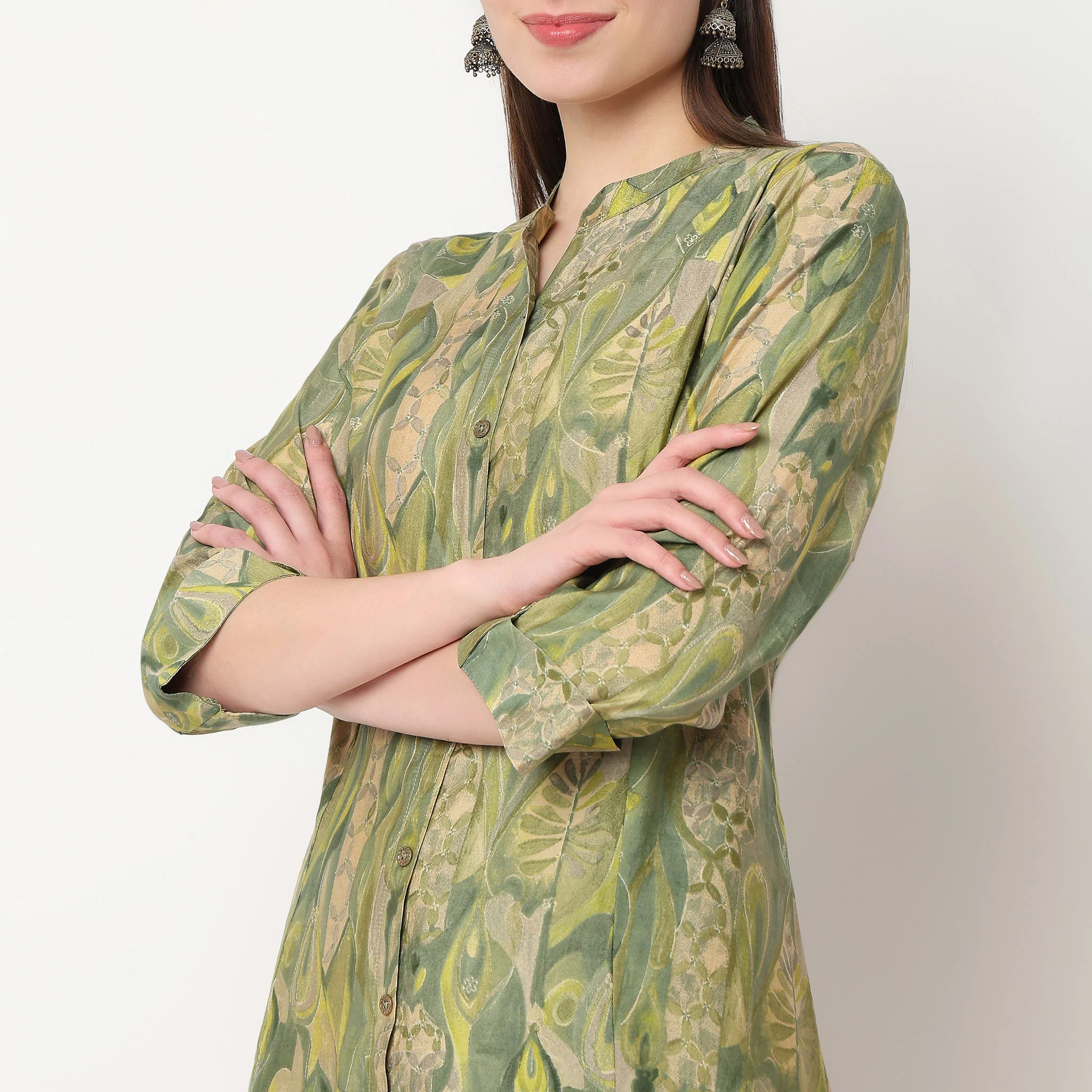 Printed Kurta and Pant Set - Image 11