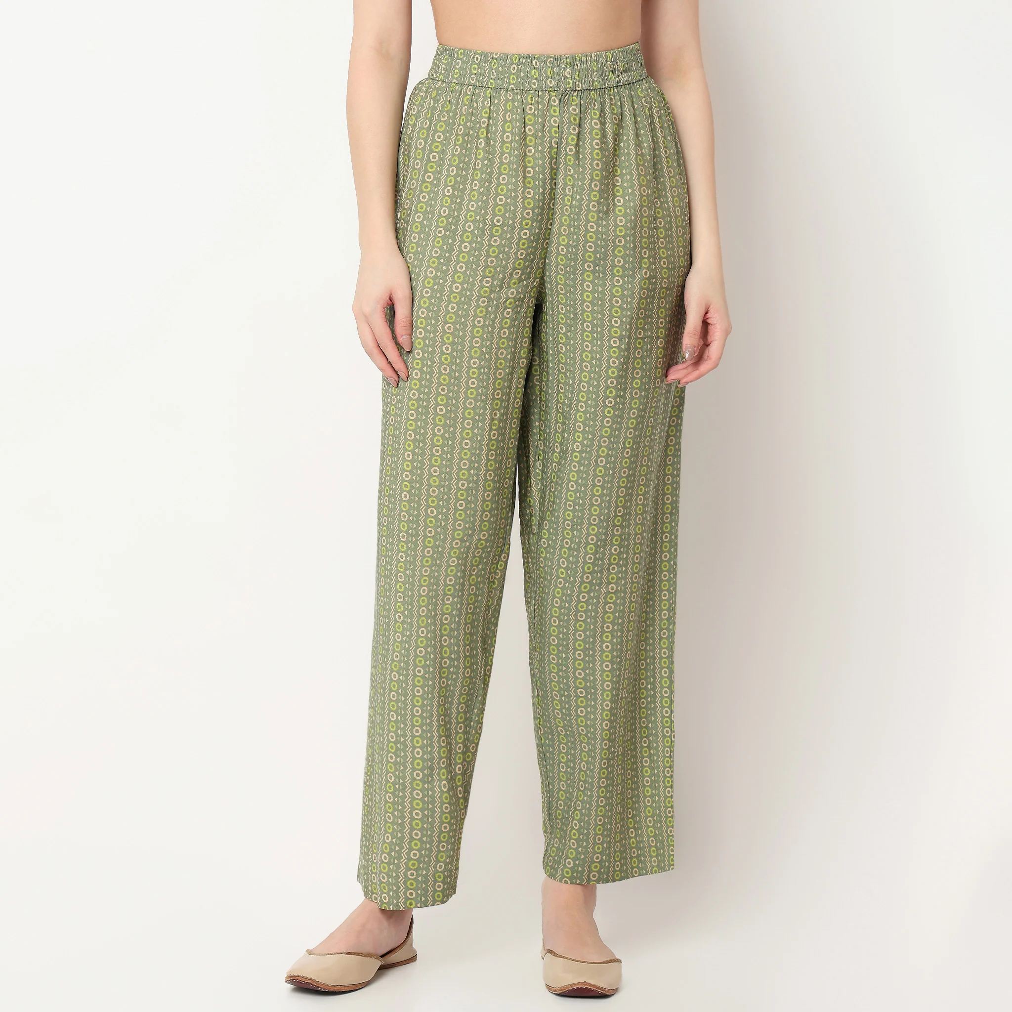 Printed Kurta and Pant Set - Image 13