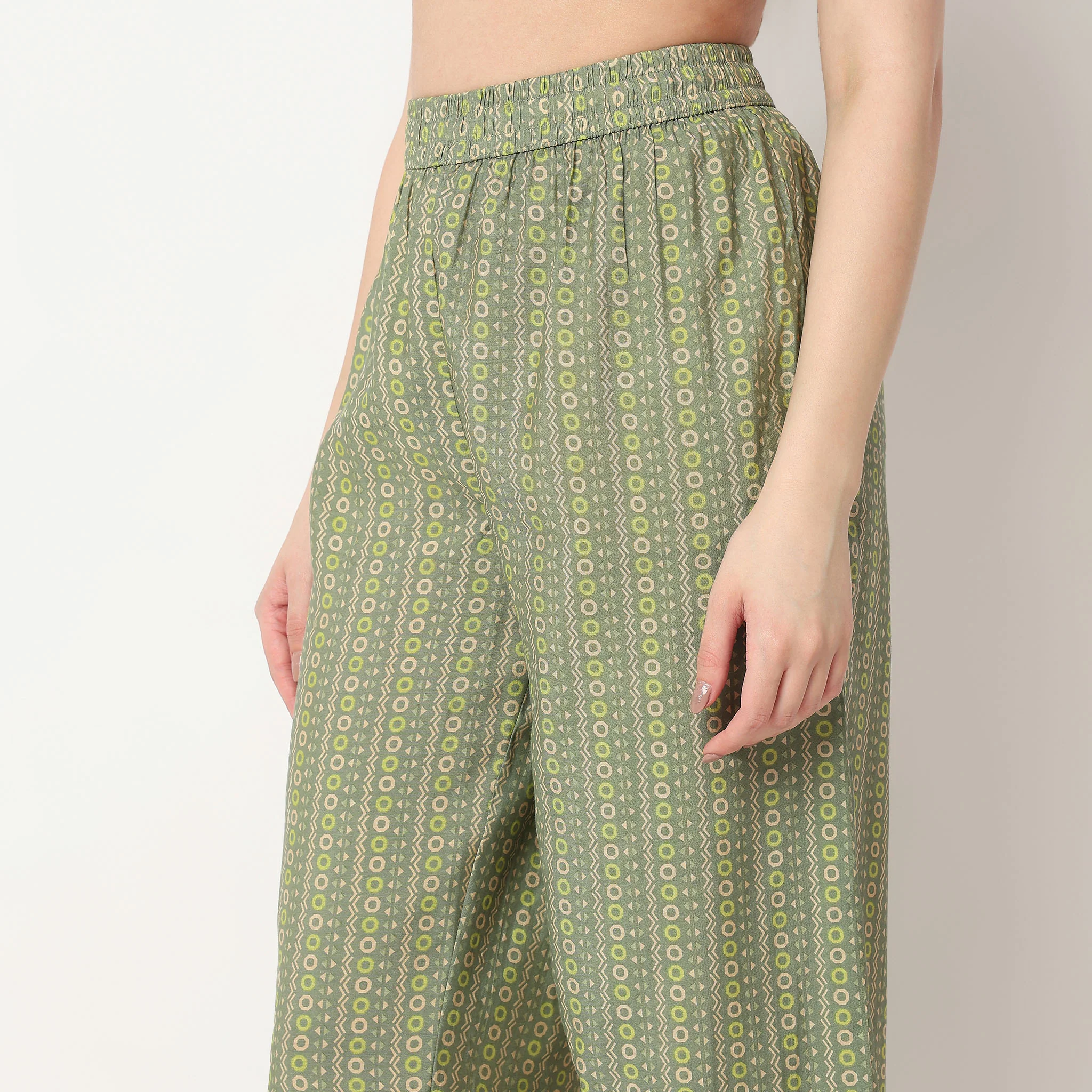 Printed Kurta and Pant Set - Image 14