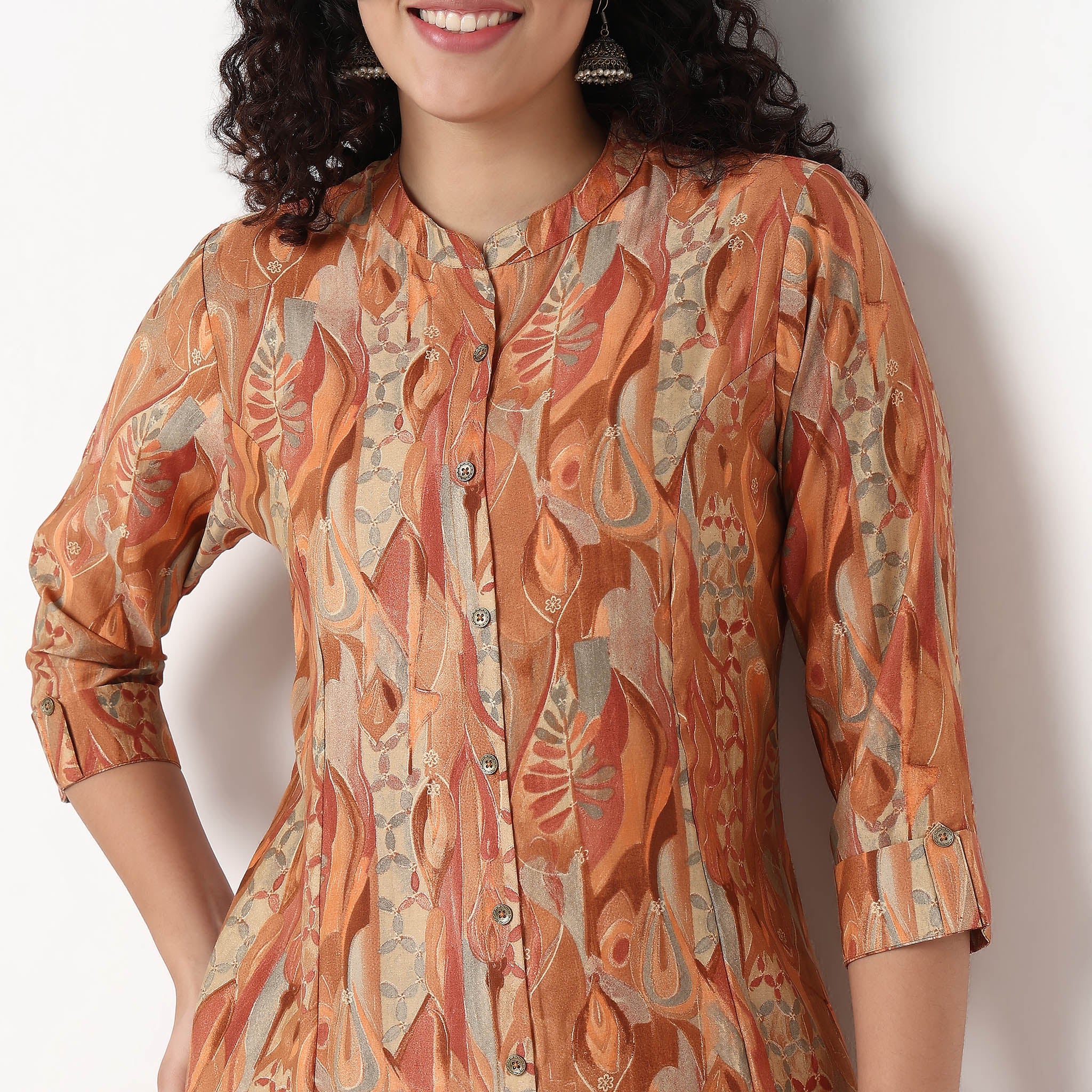 Printed Kurta and Pant Set - Image 4