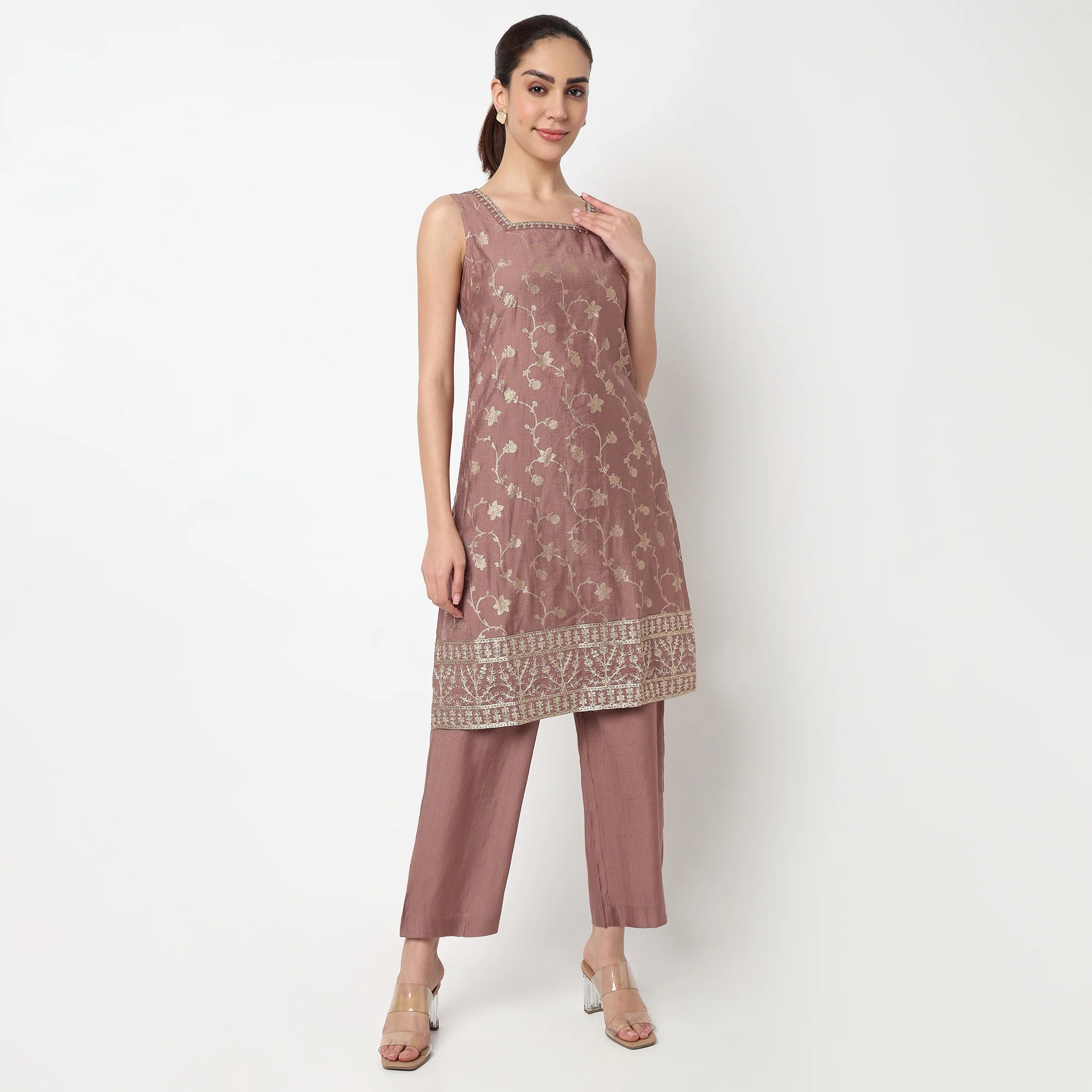 Printed Kurta with Pant & with Dupatta Set - Image 2