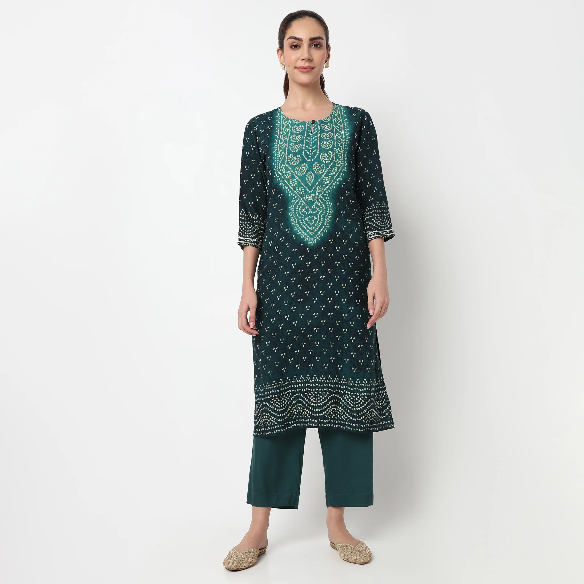 Printed Kurta with Pant & with Dupatta Set - Image 9