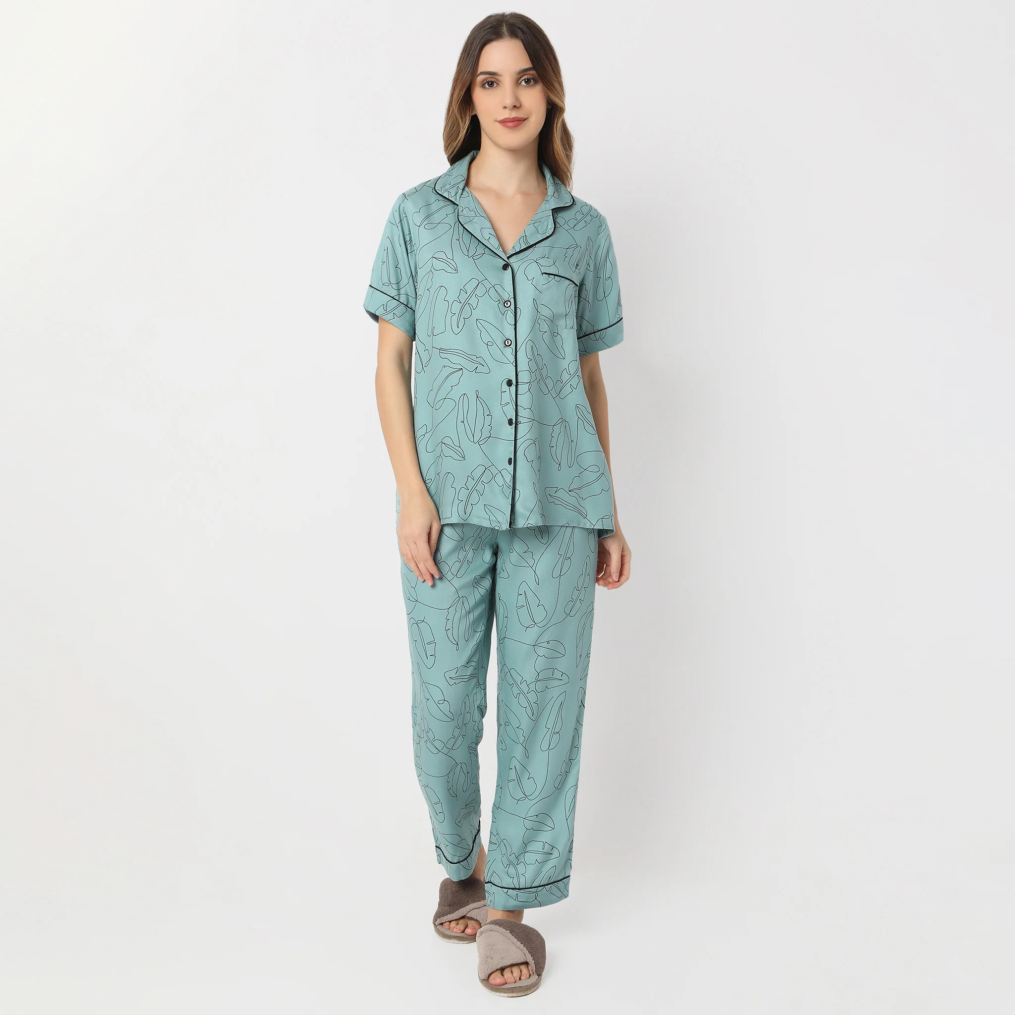Printed Lapel Collar Short Sleeve Shirt With Pyjama Sleepwear Set - Image 2