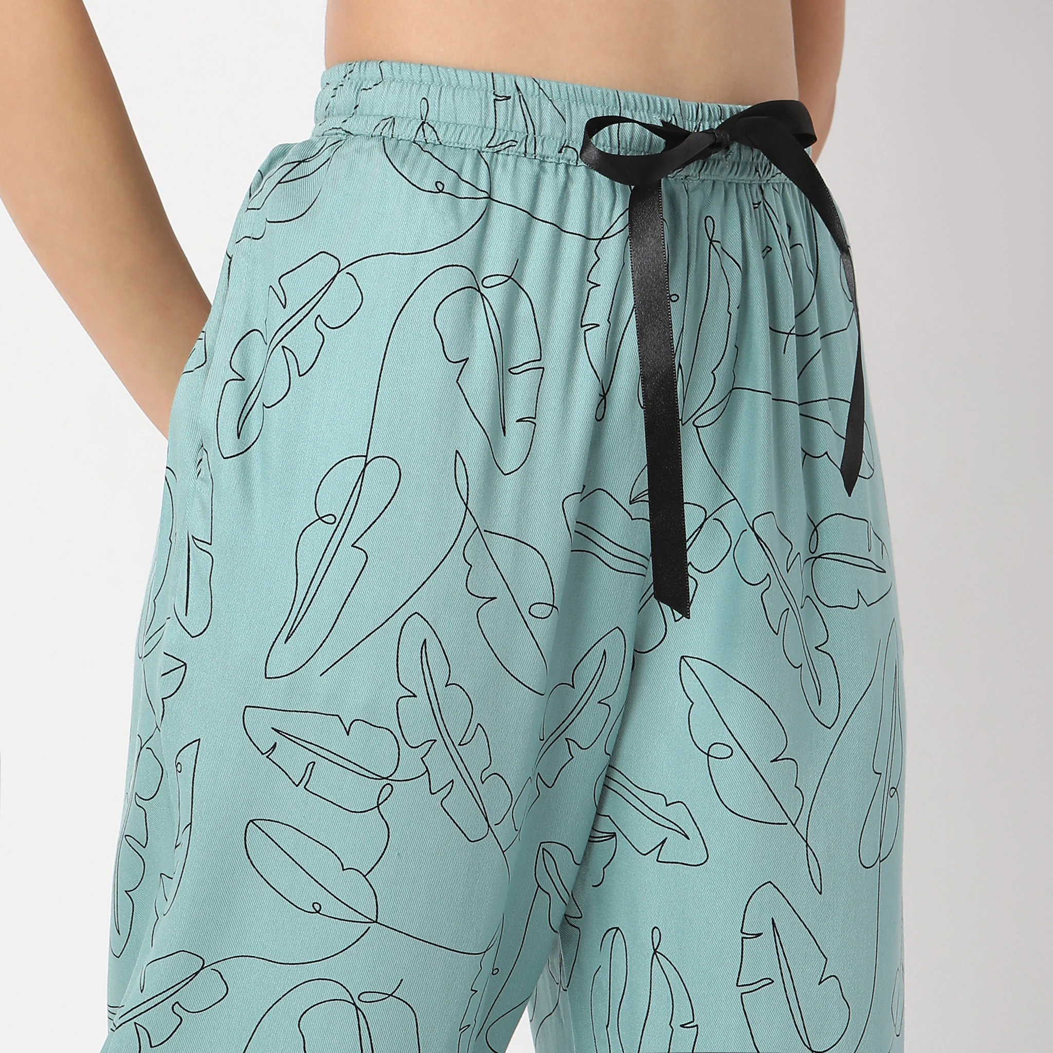 Printed Lapel Collar Short Sleeve Shirt With Pyjama Sleepwear Set - Image 7