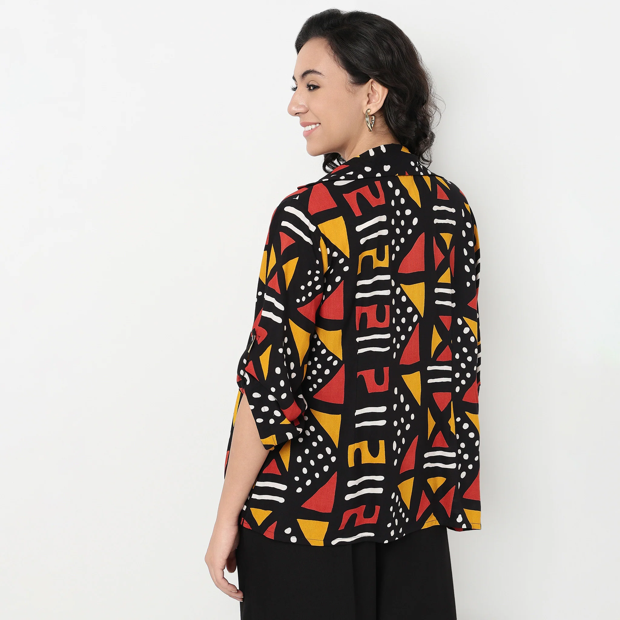 Printed Lapel Collar Smocked Crop Top with Shrug - Image 3