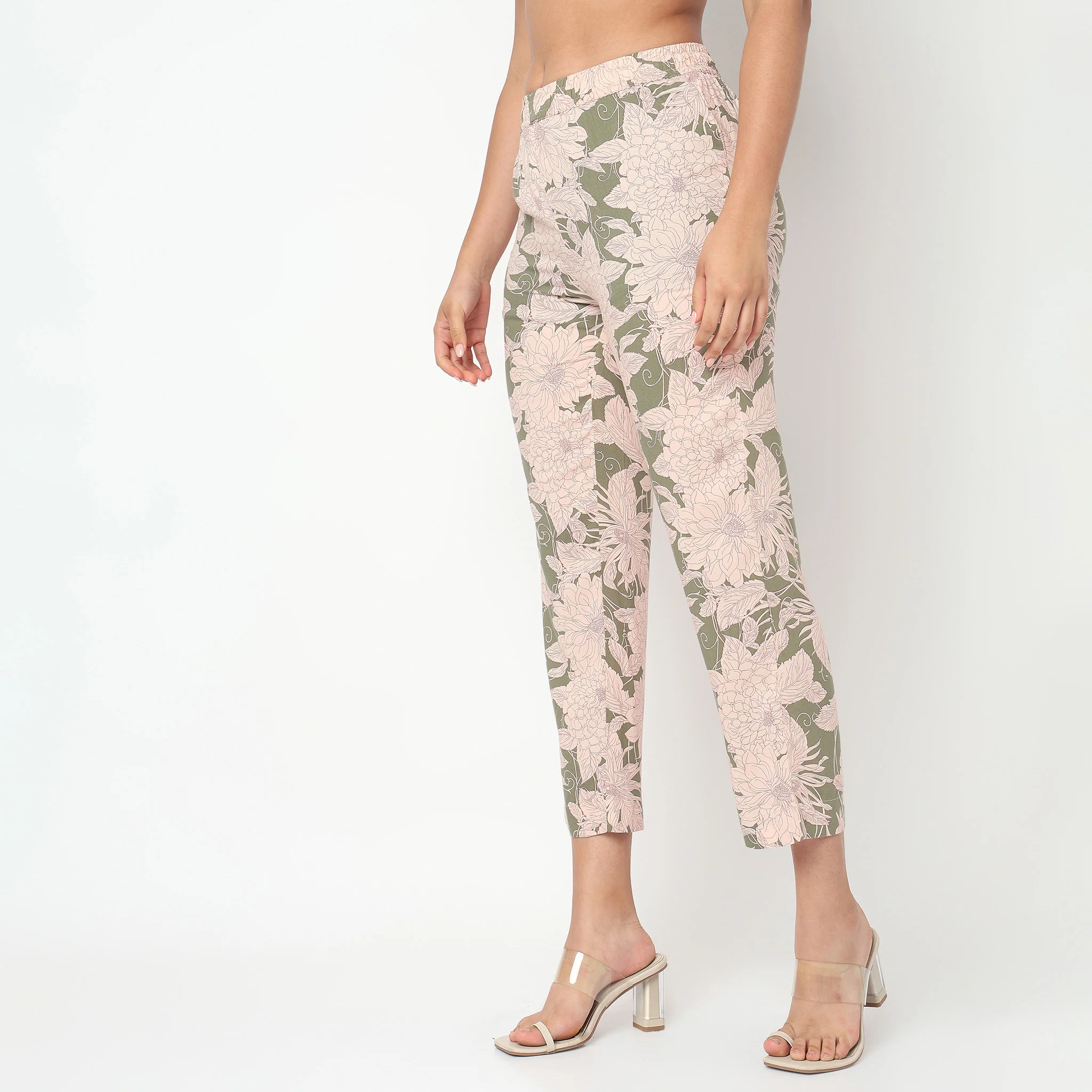 Printed Mid Rise Pants - Image 5