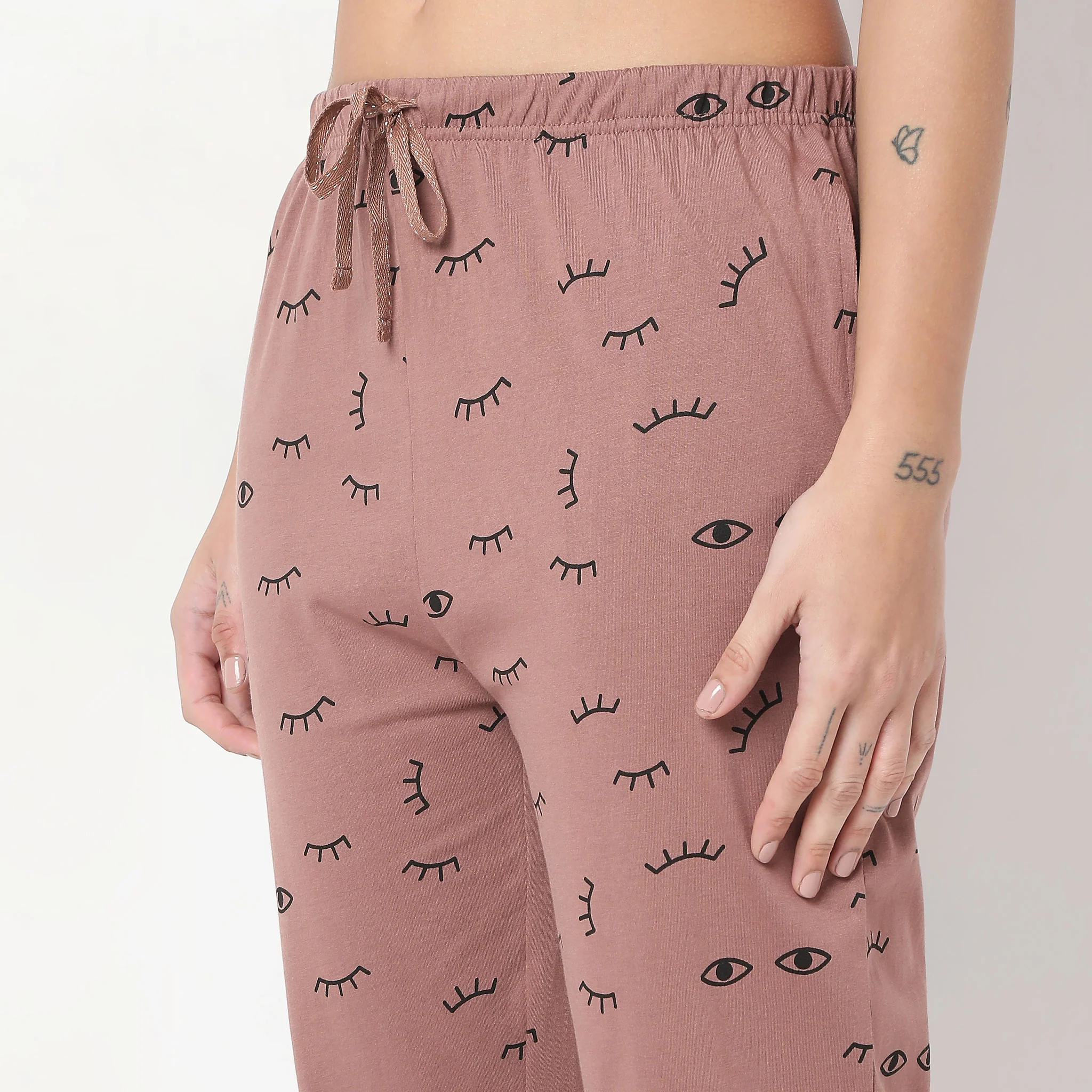 Printed Mid Rise Lounge Capri - Image 4