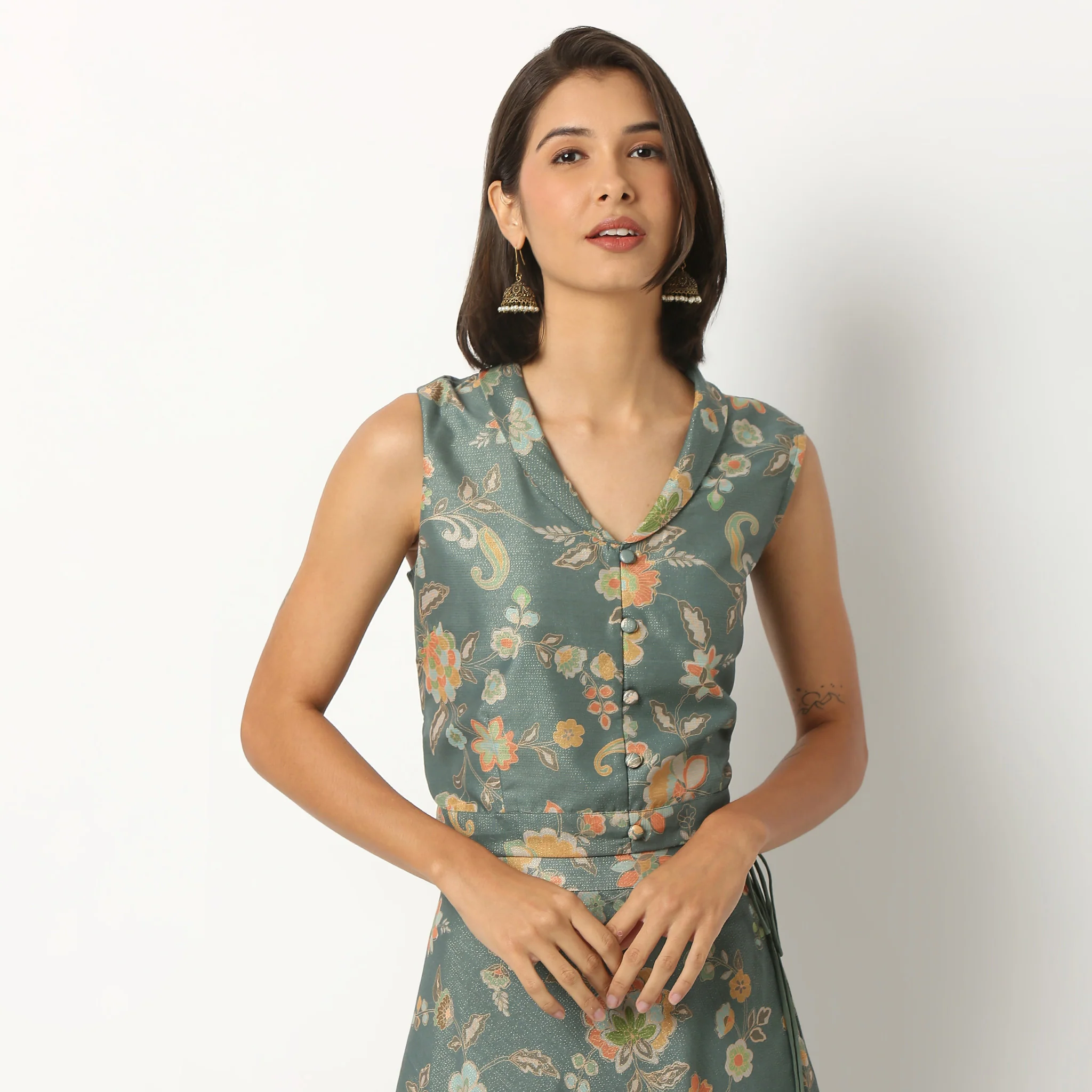 Printed V-Neck Crop Top - Image 2