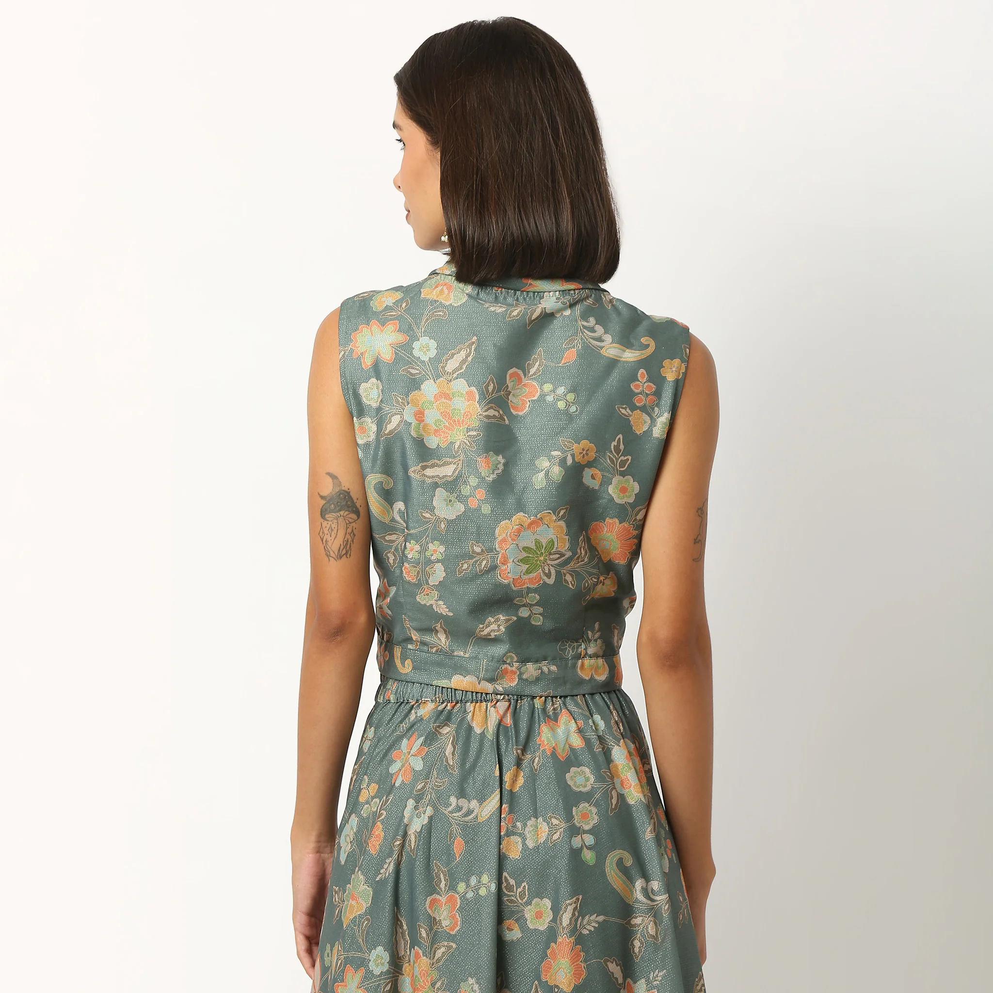 Printed V-Neck Crop Top - Image 3