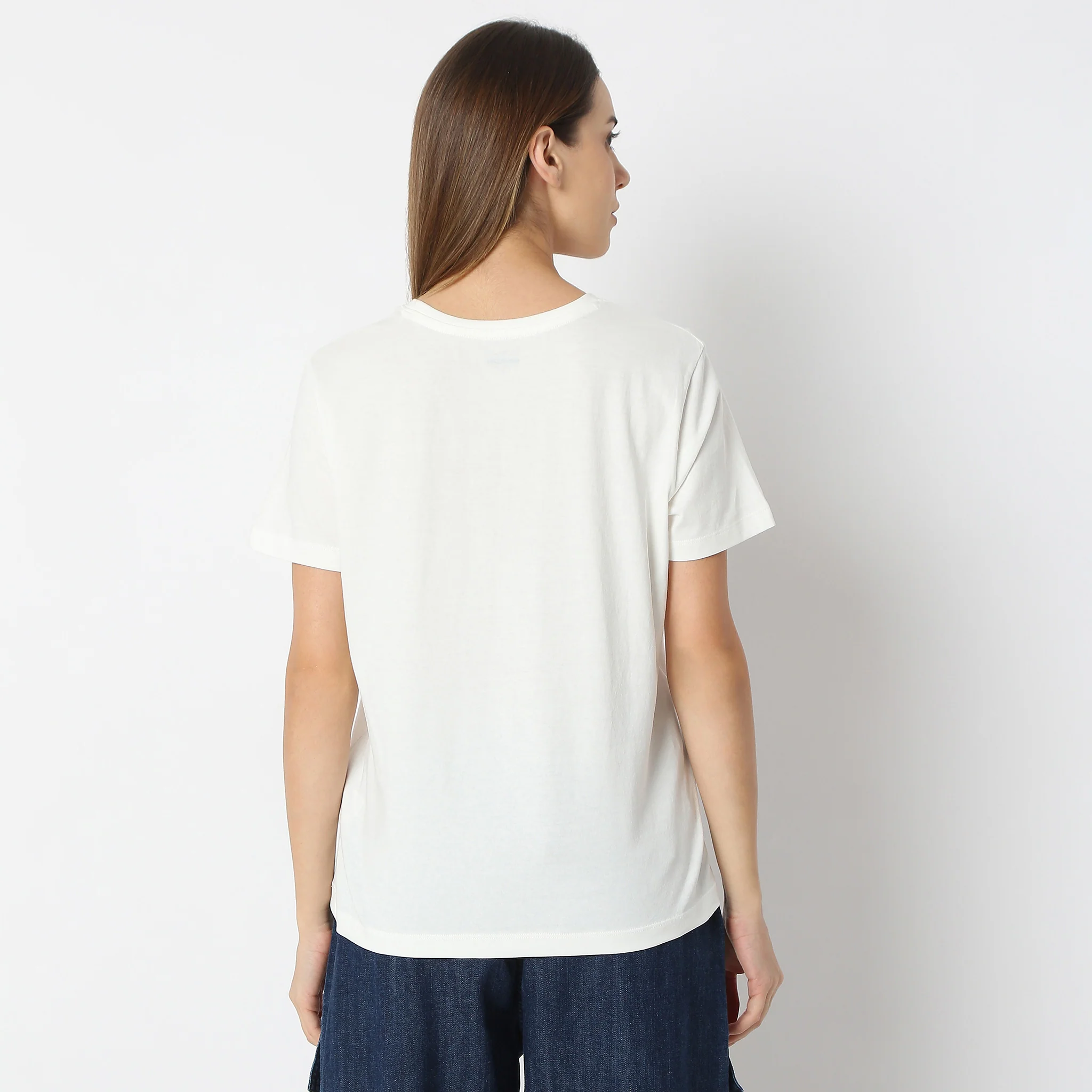 Printed Quote "Everything Is Beautiful" T-Shirt - Image 3