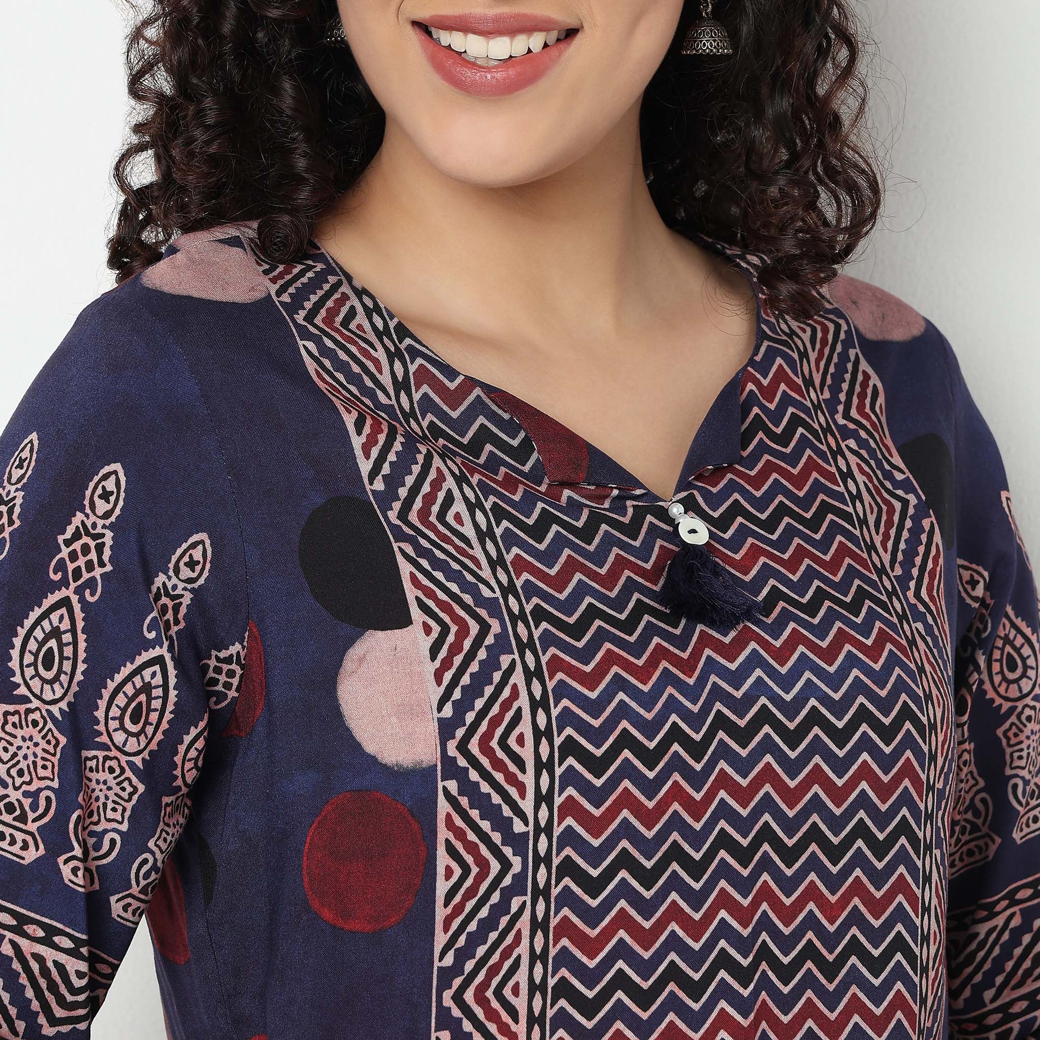 Printed Straight Fit Kurta - Image 4