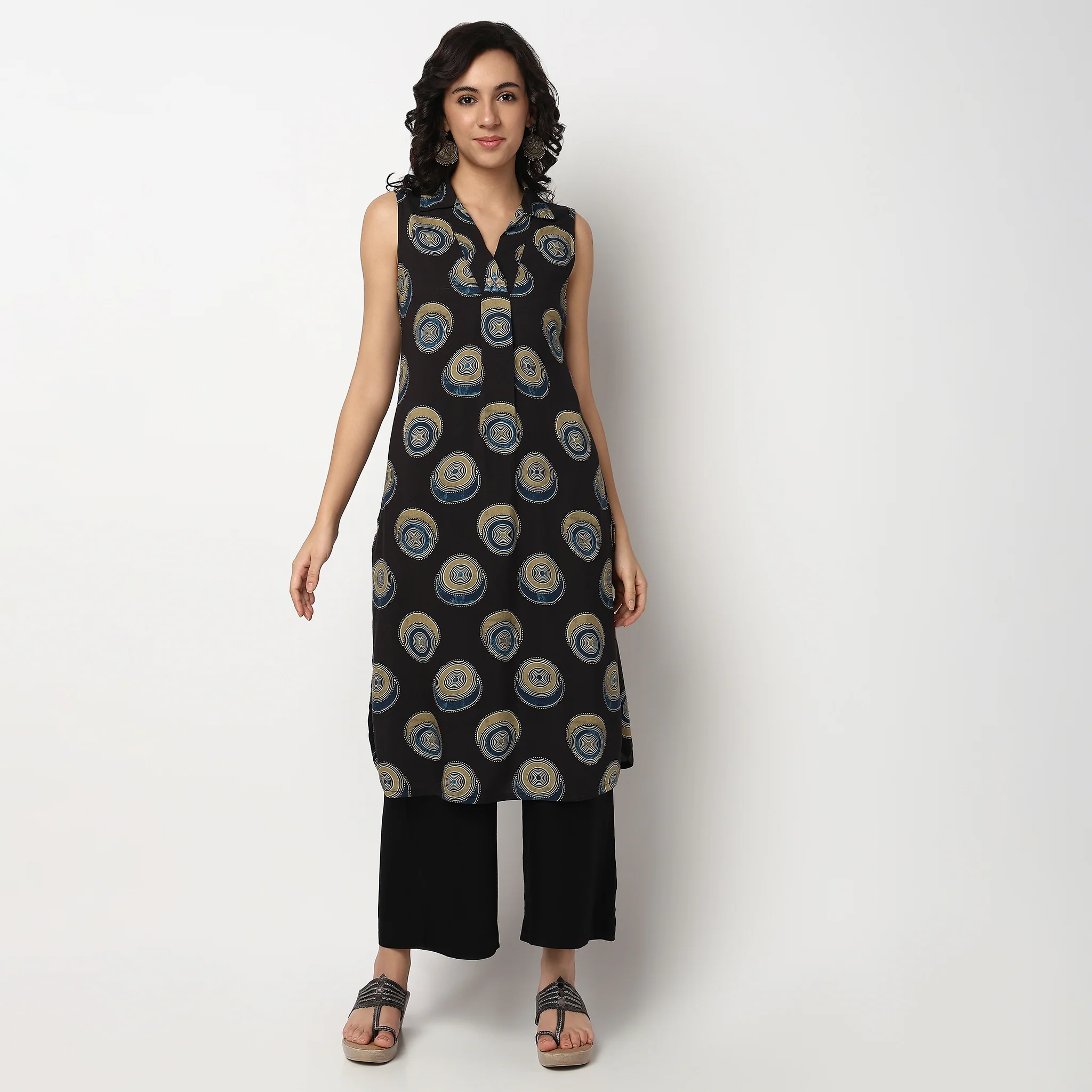 Printed Shirt Collar A line Kurta - Image 2