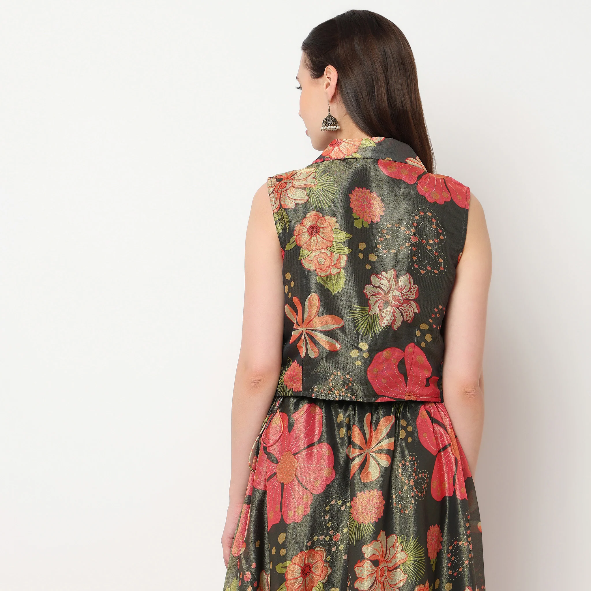 Printed Sleeveless Crop Top - Image 3