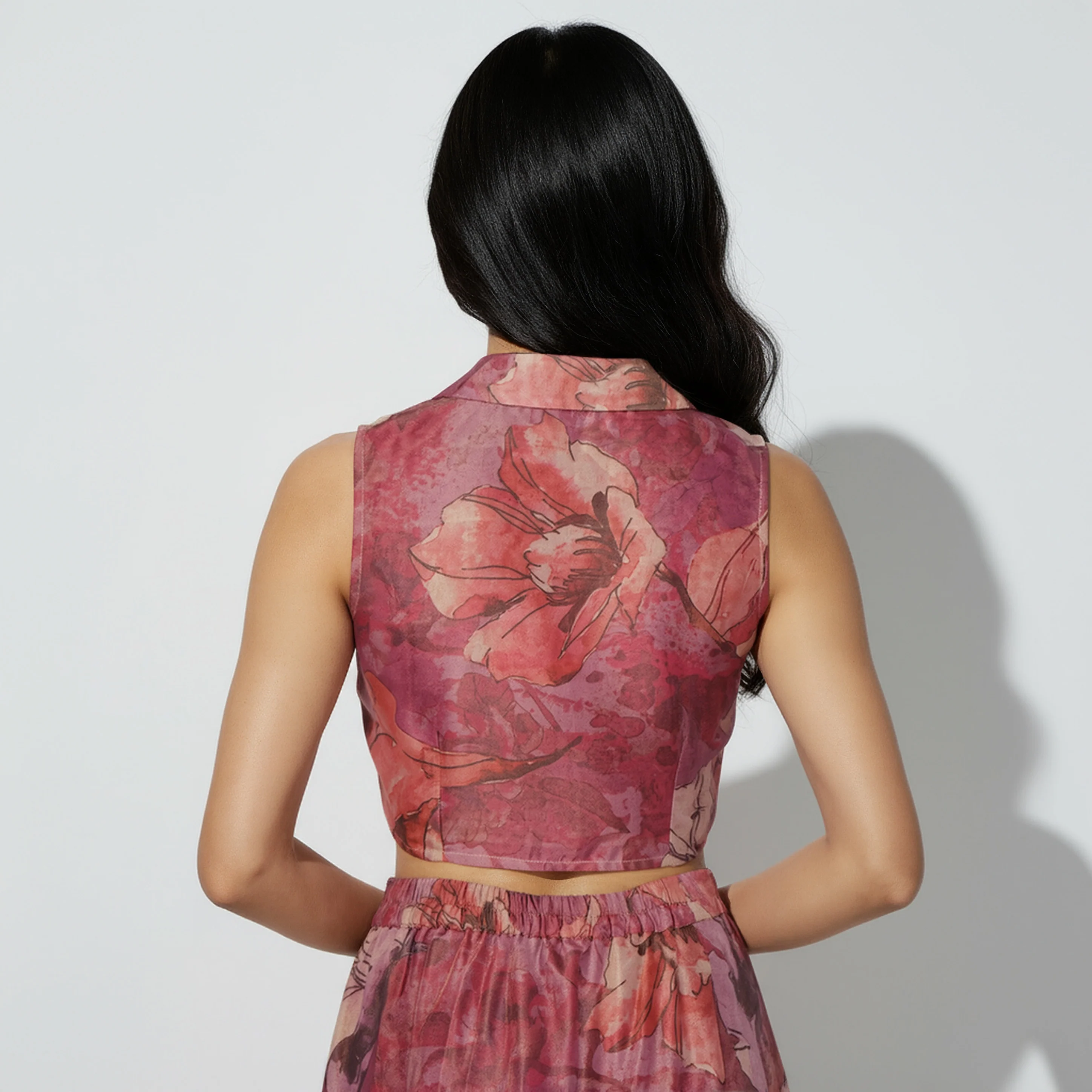 Printed Sleeveless Crop Top - Image 3