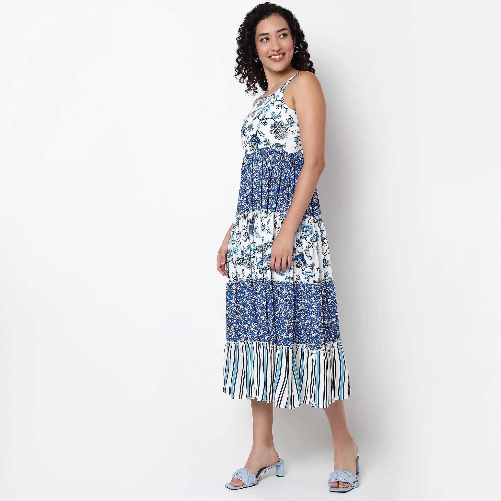 Square Neck Printed Strapy Tiered Dress - Image 5