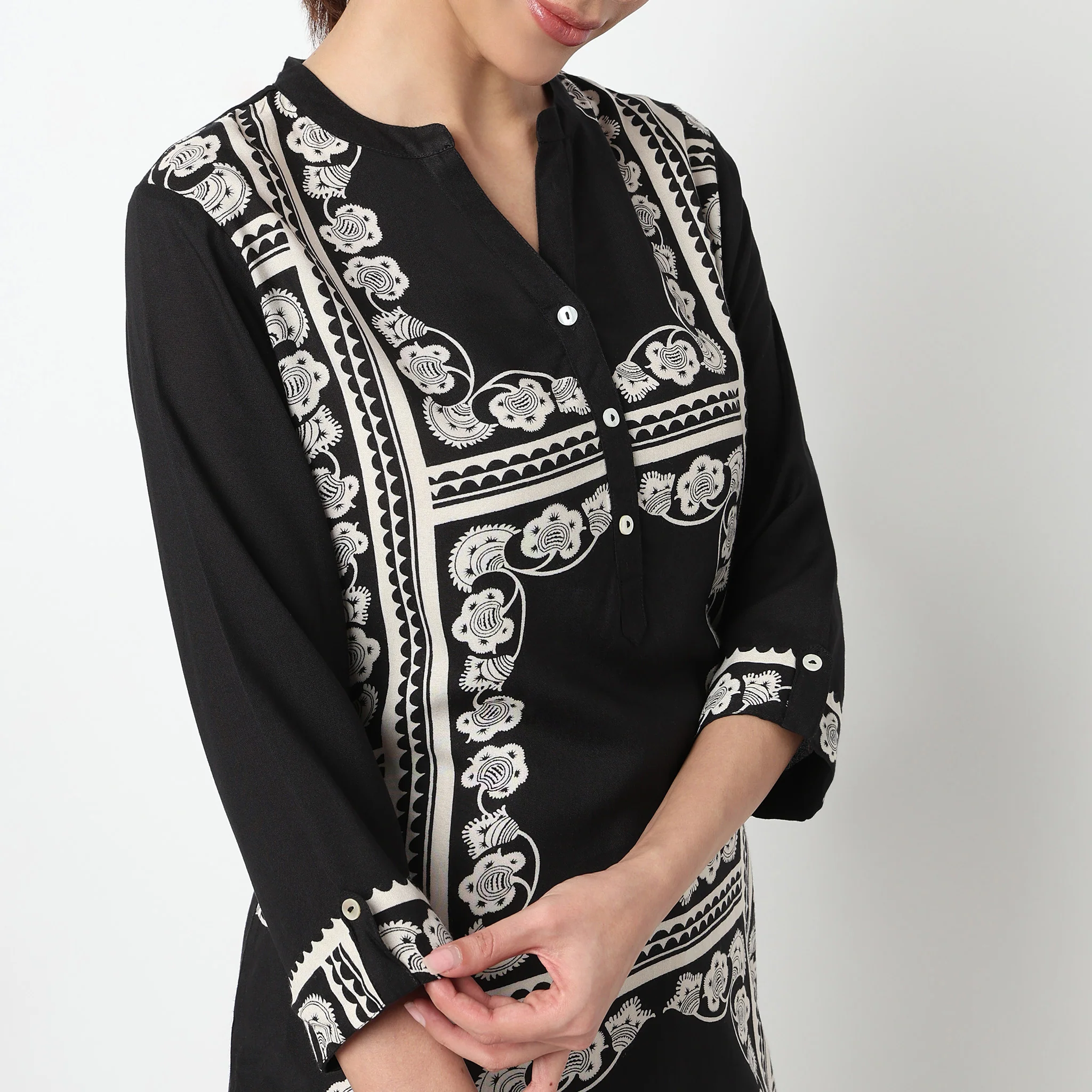 Printed Straight Kurta - Image 3