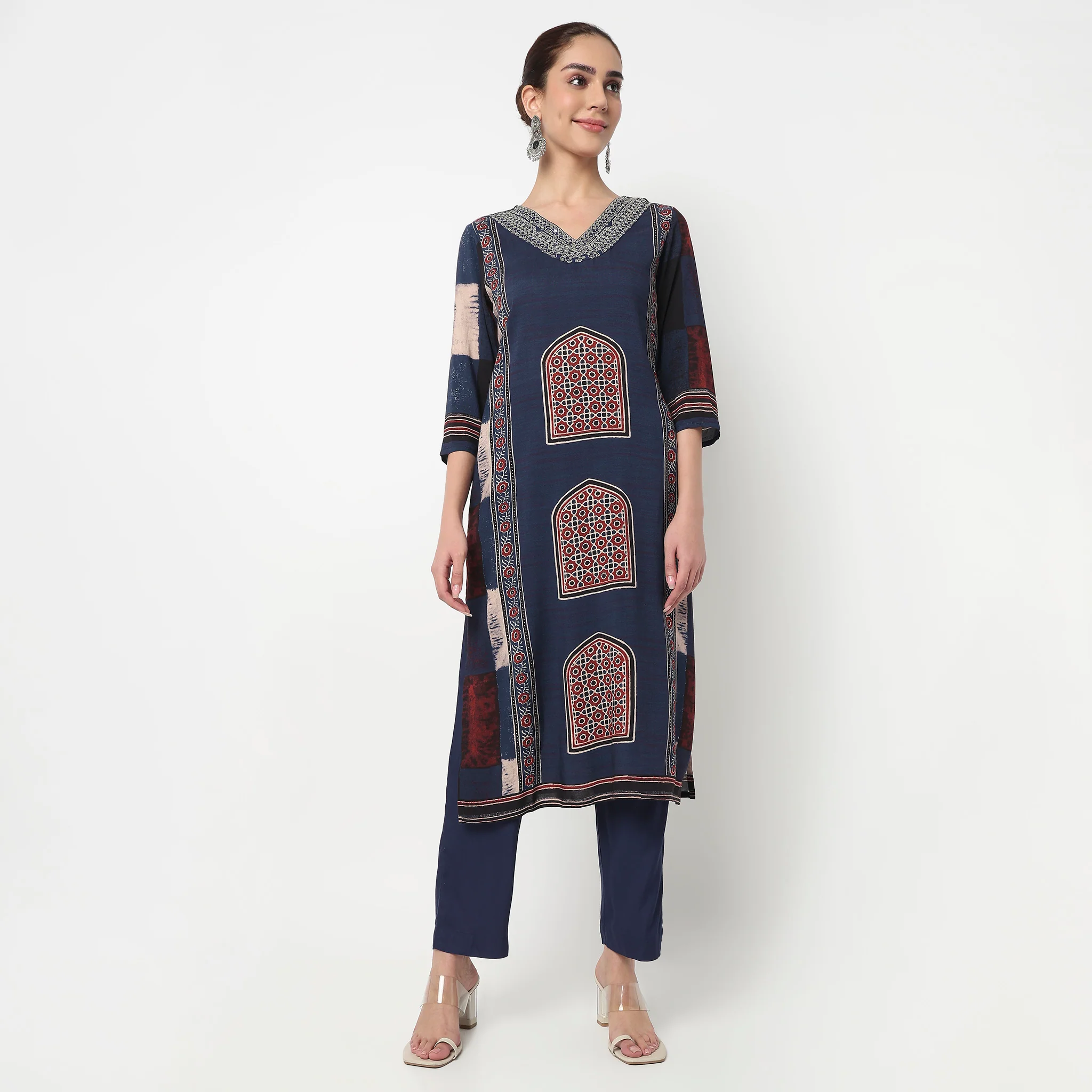 Printed Straight Kurta with Pant and Dupatta Set - Image 2