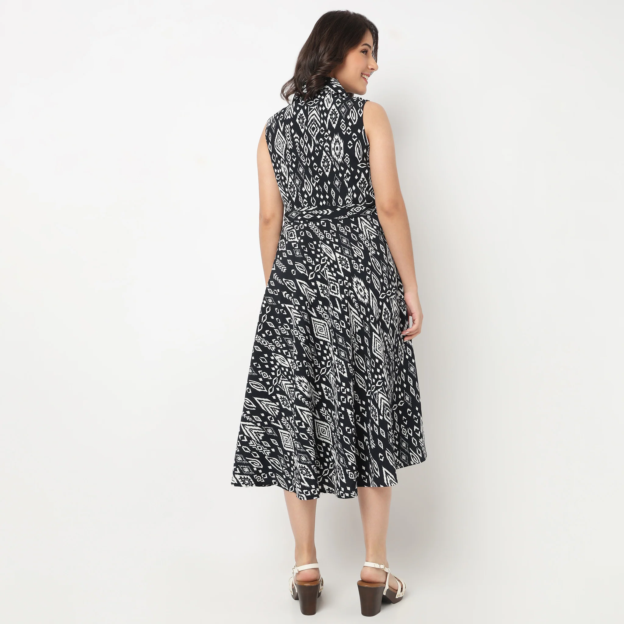 Printed Tiered Dress - Image 3