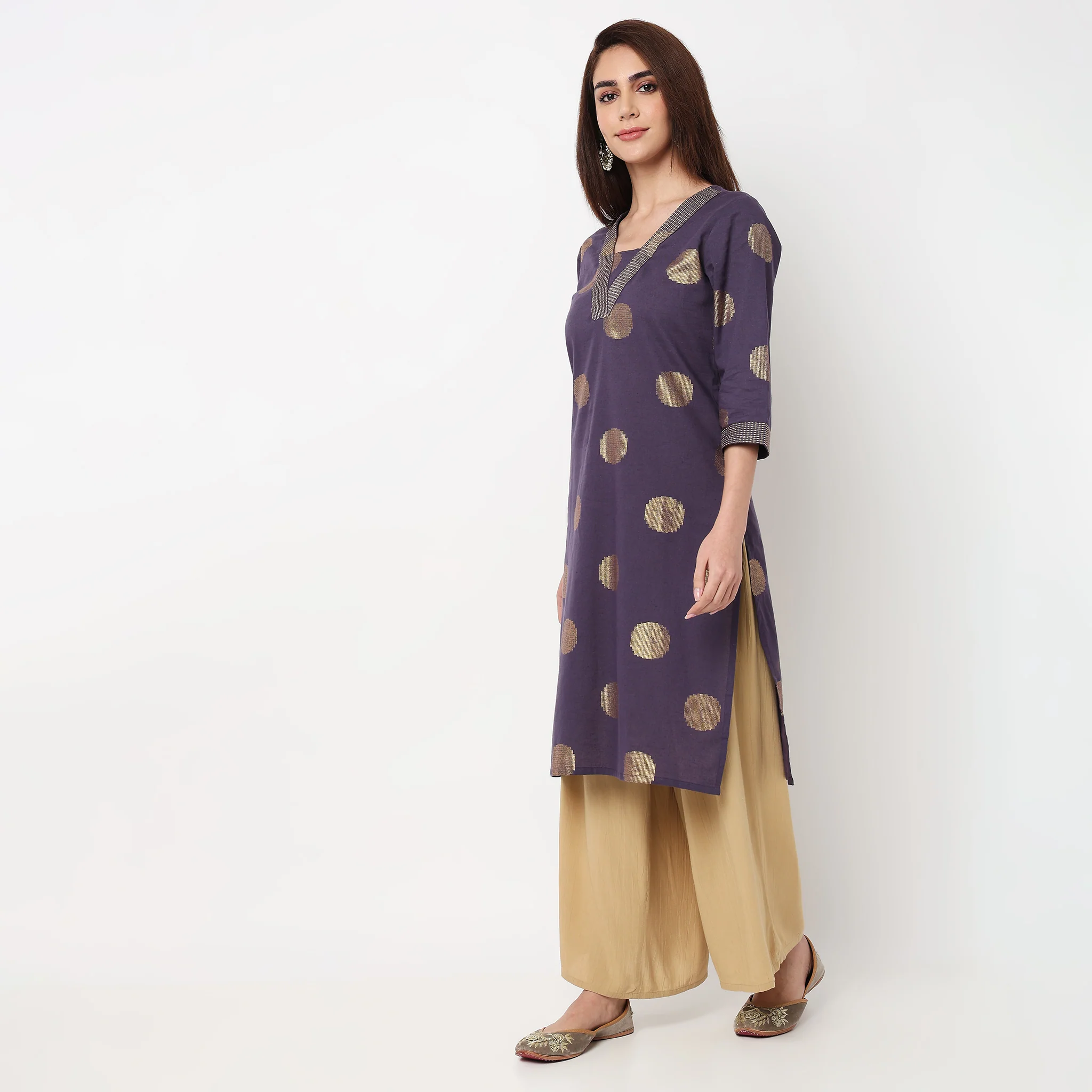 V-Neck Printed Long Kurta - Image 15