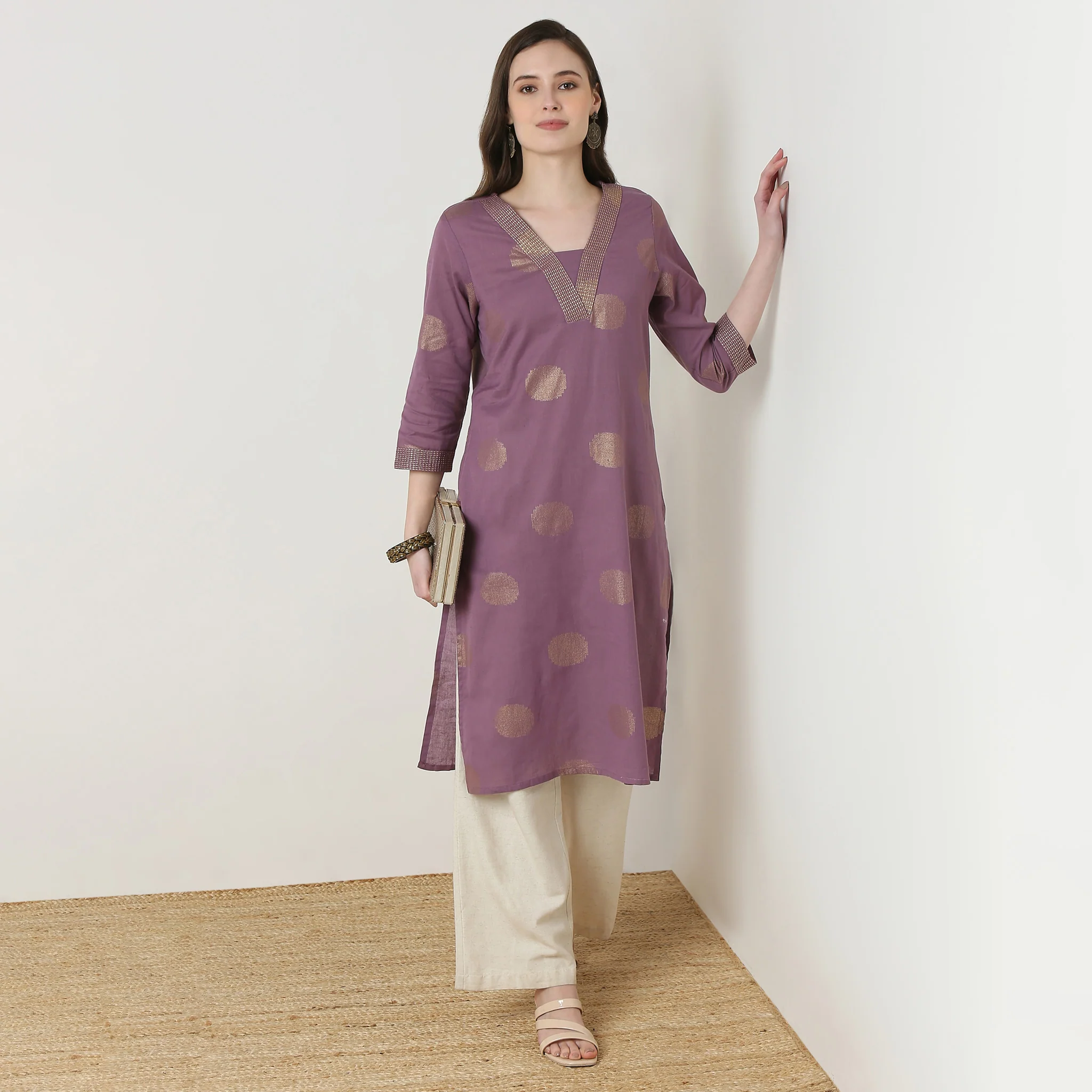 V-Neck Printed Long Kurta - Image 6