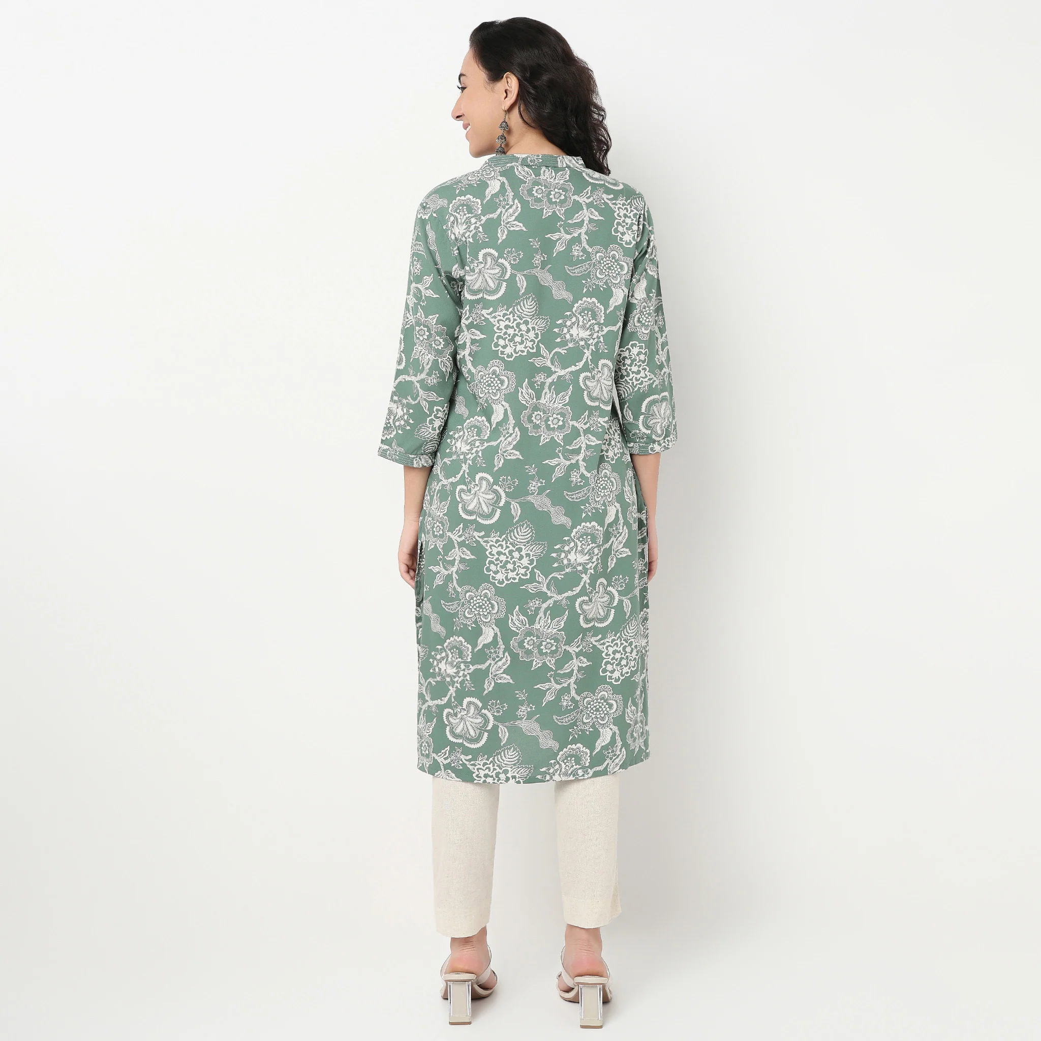 Printed V Neck Long Kurta With Couching - Image 3