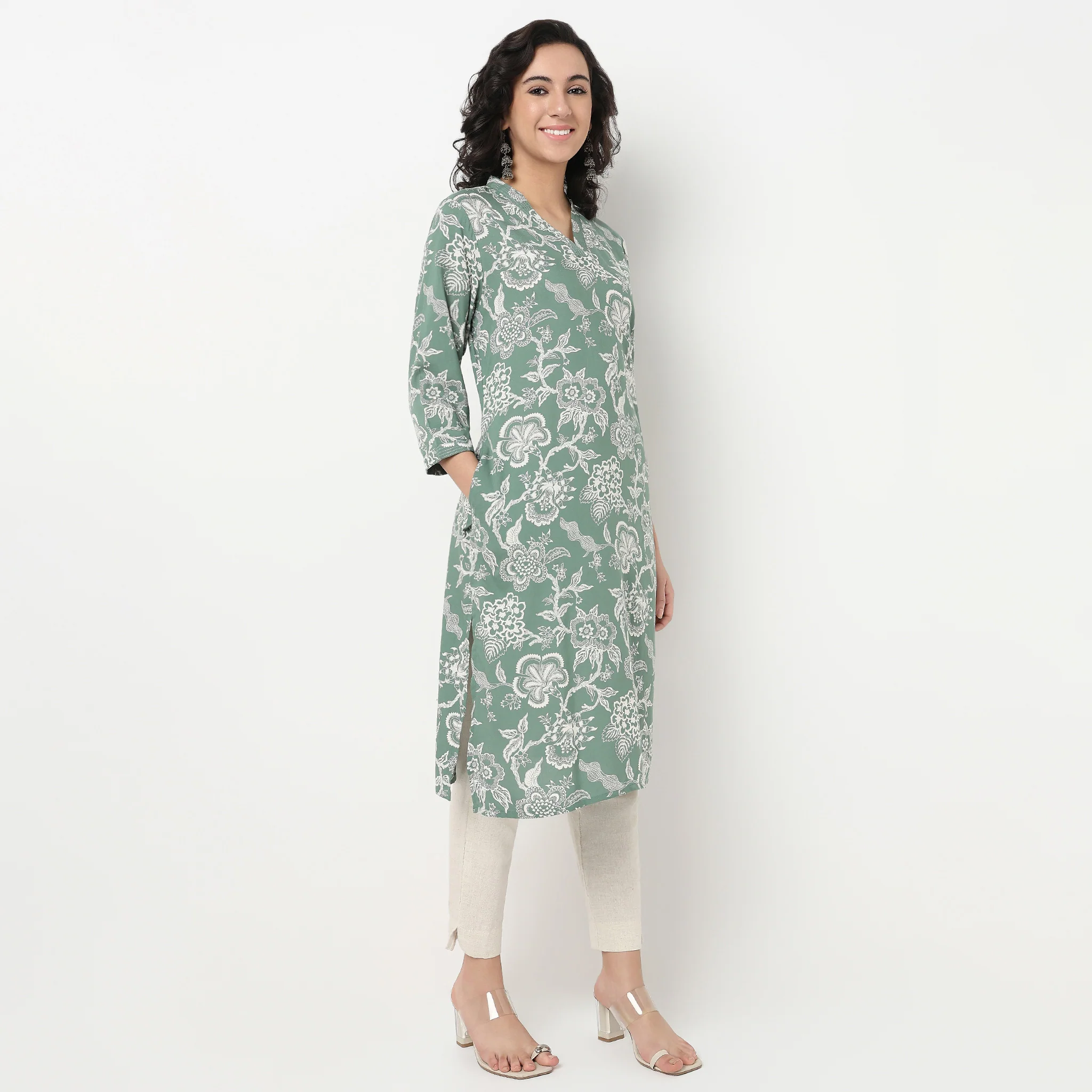 Printed V Neck Long Kurta With Couching - Image 5