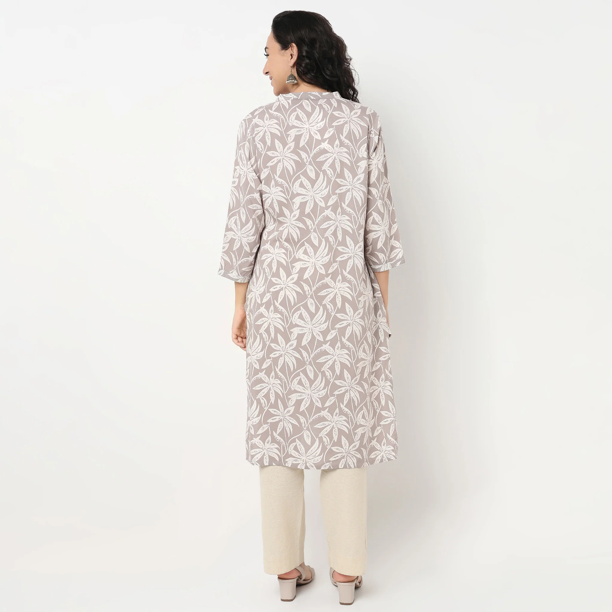 Printed V Neck Long Kurta With Couching - Image 3