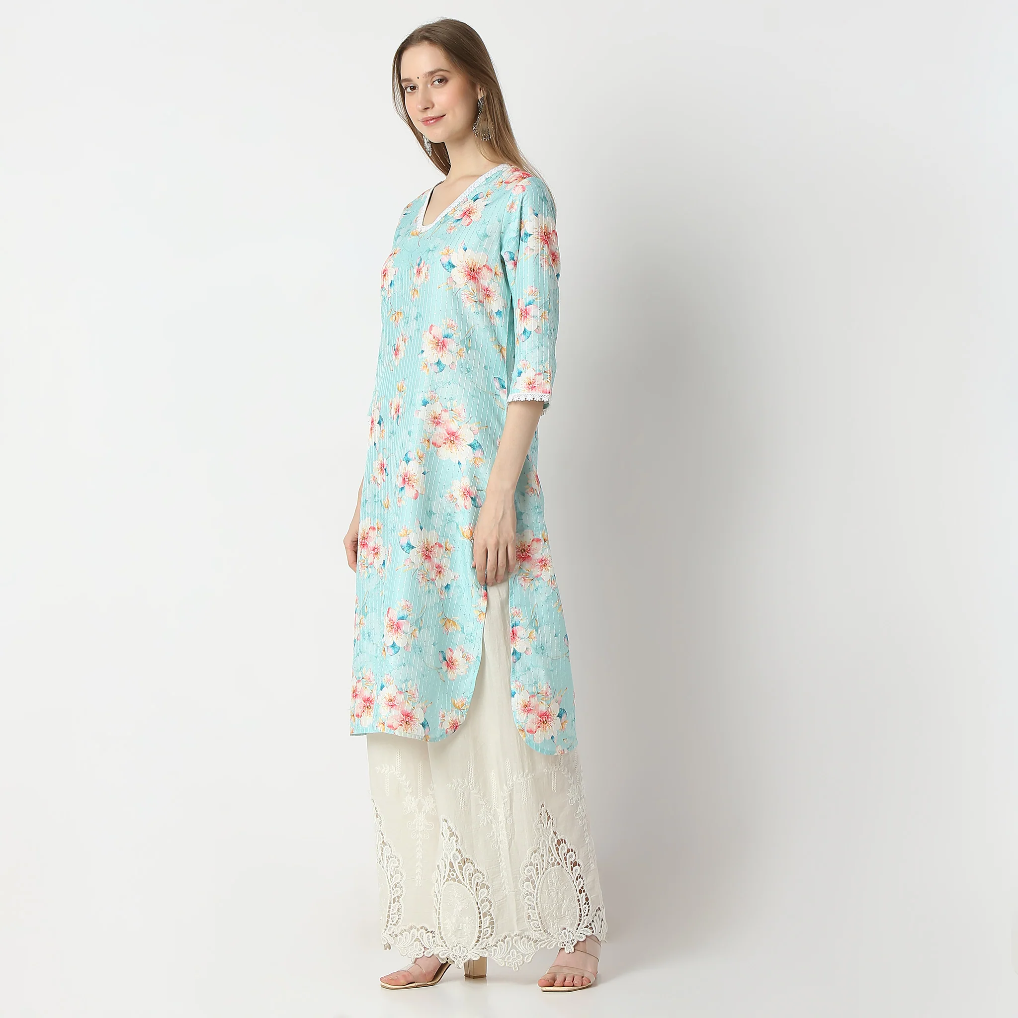Printed V-Neck Long Kurta - Image 5