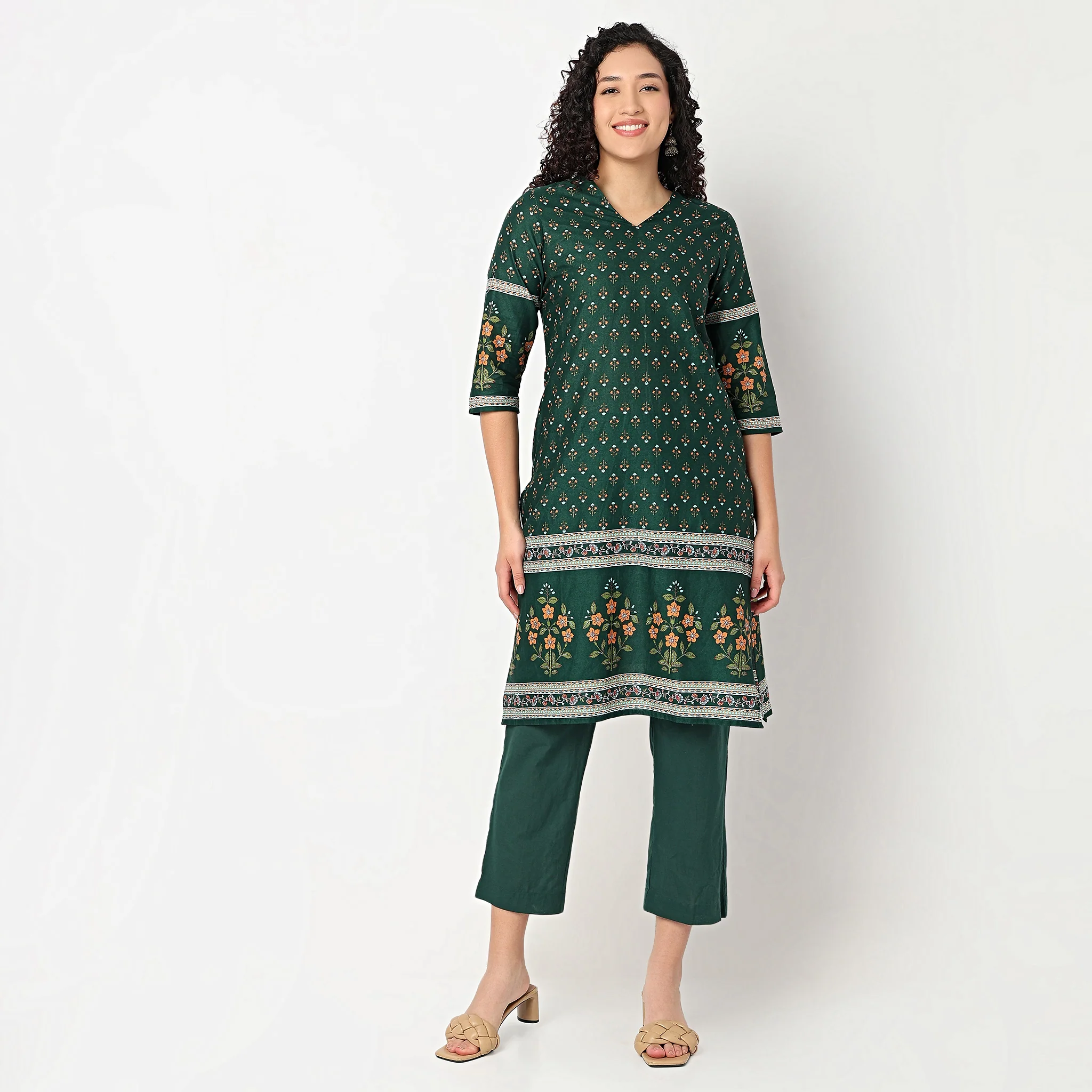Printed V-Neck Straight Kurta with Pant Set - Image 2