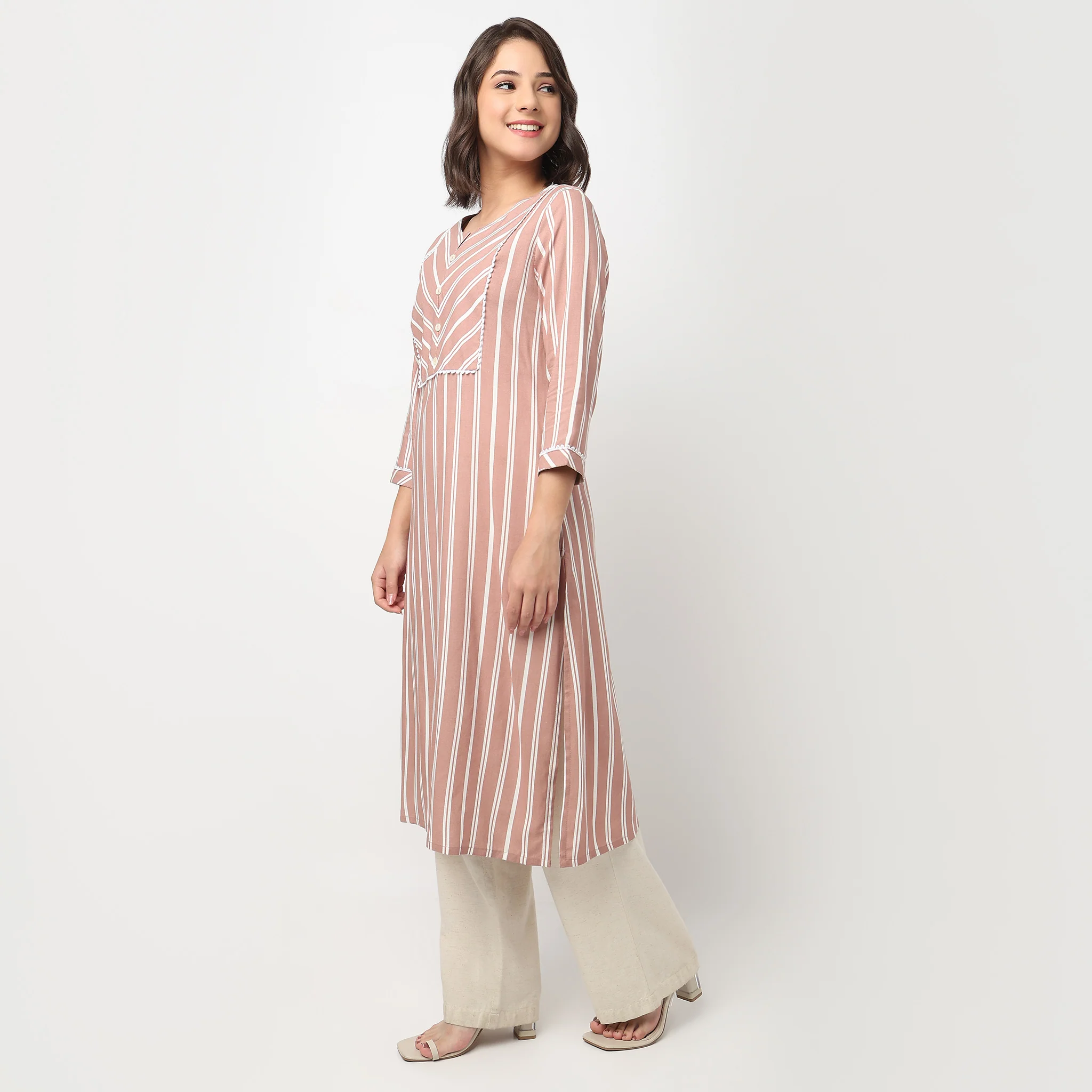 Printed Yoke Long Kurta - Image 5
