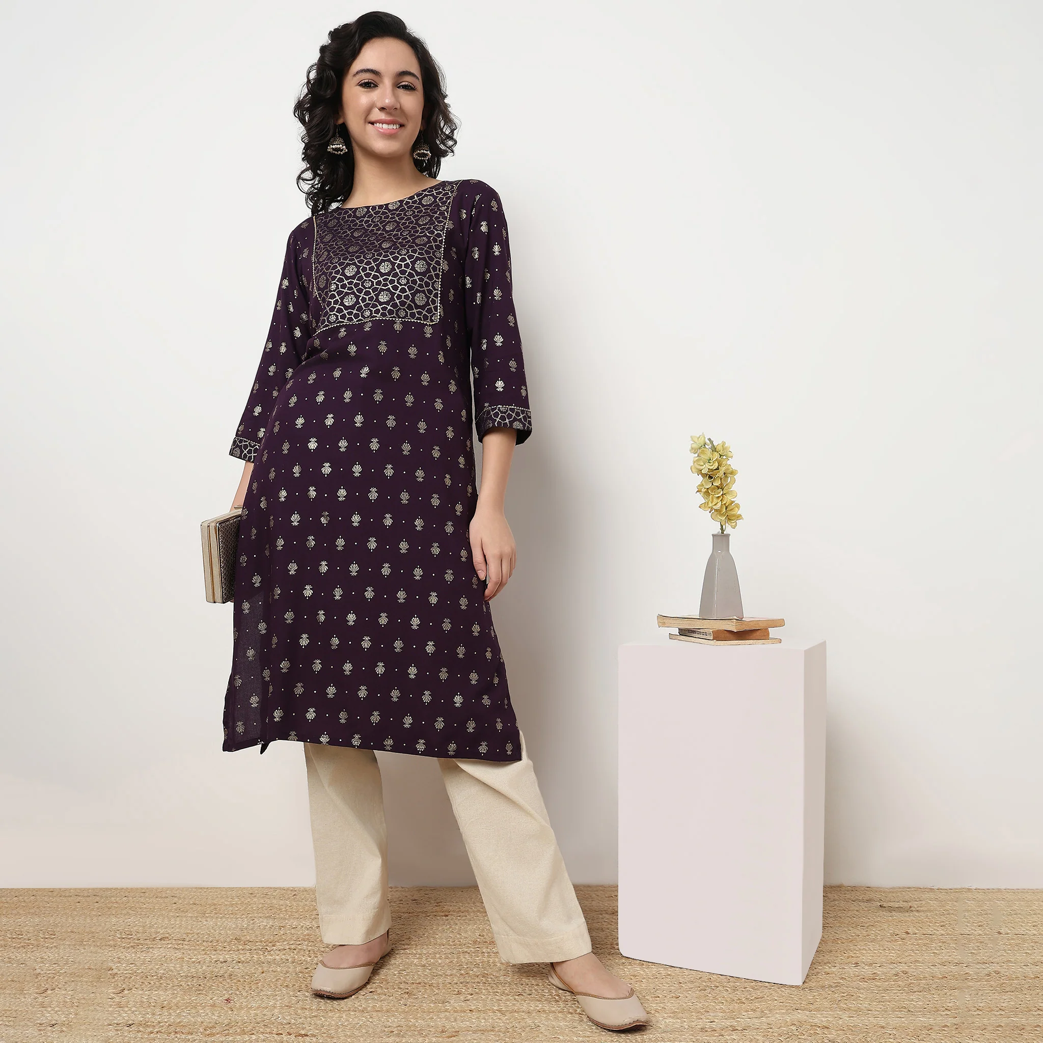 Printed Yoke With Lace Detail Kurta