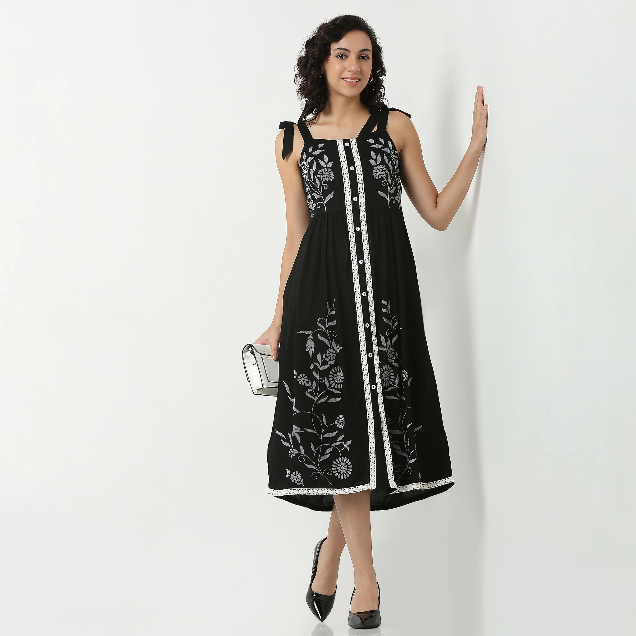 Printed Strap Tie-Up Dress
