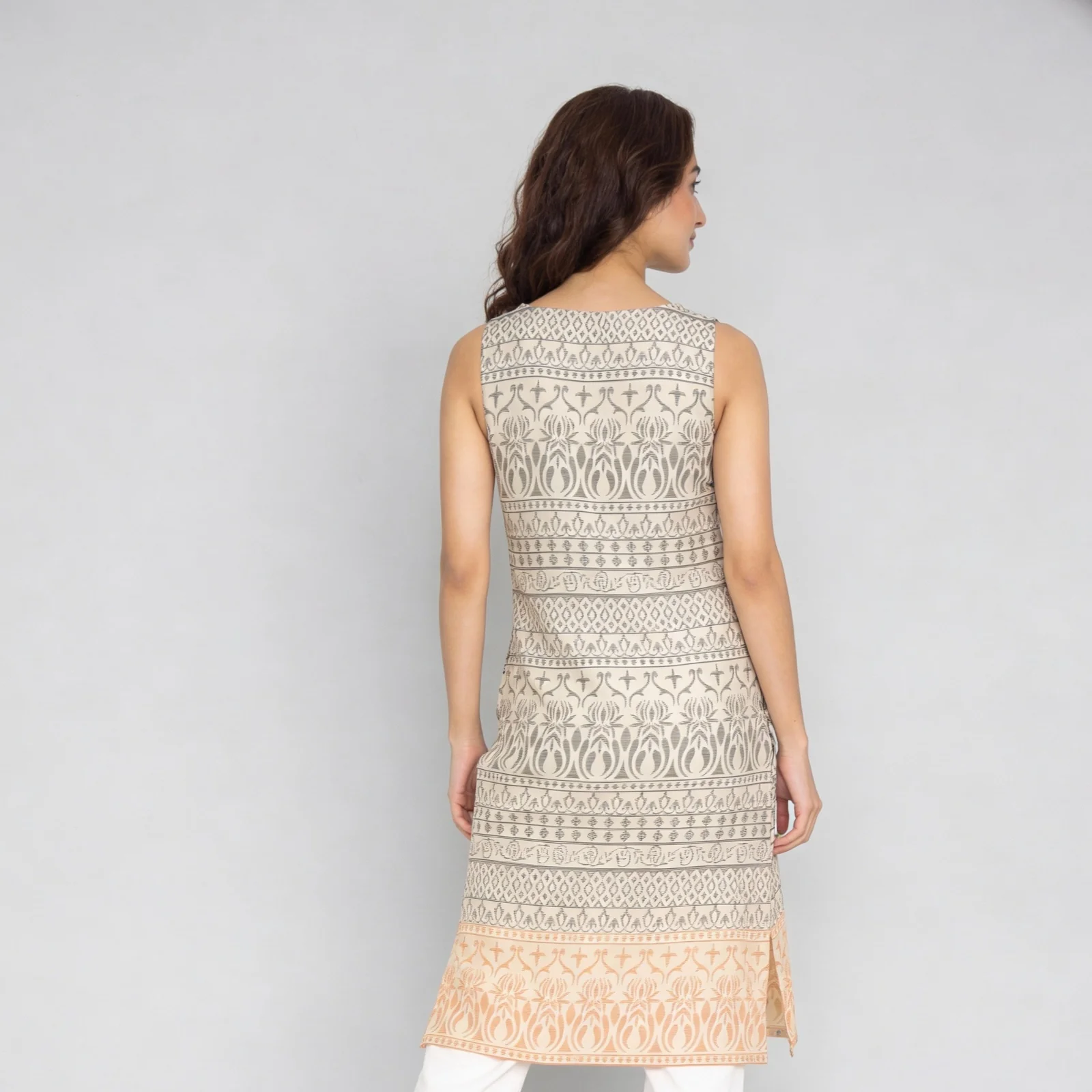 Printed Sleeveless Boat Neck Kurta - Image 3