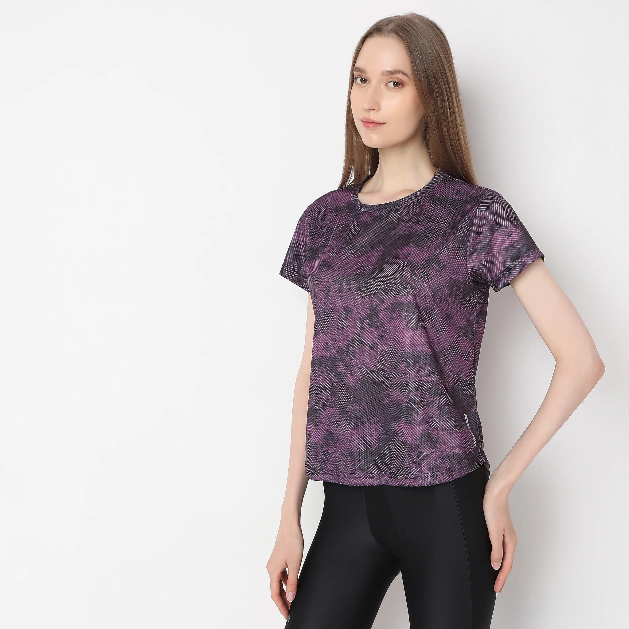 Regular Fit Abstract T-Shirt - Image 4