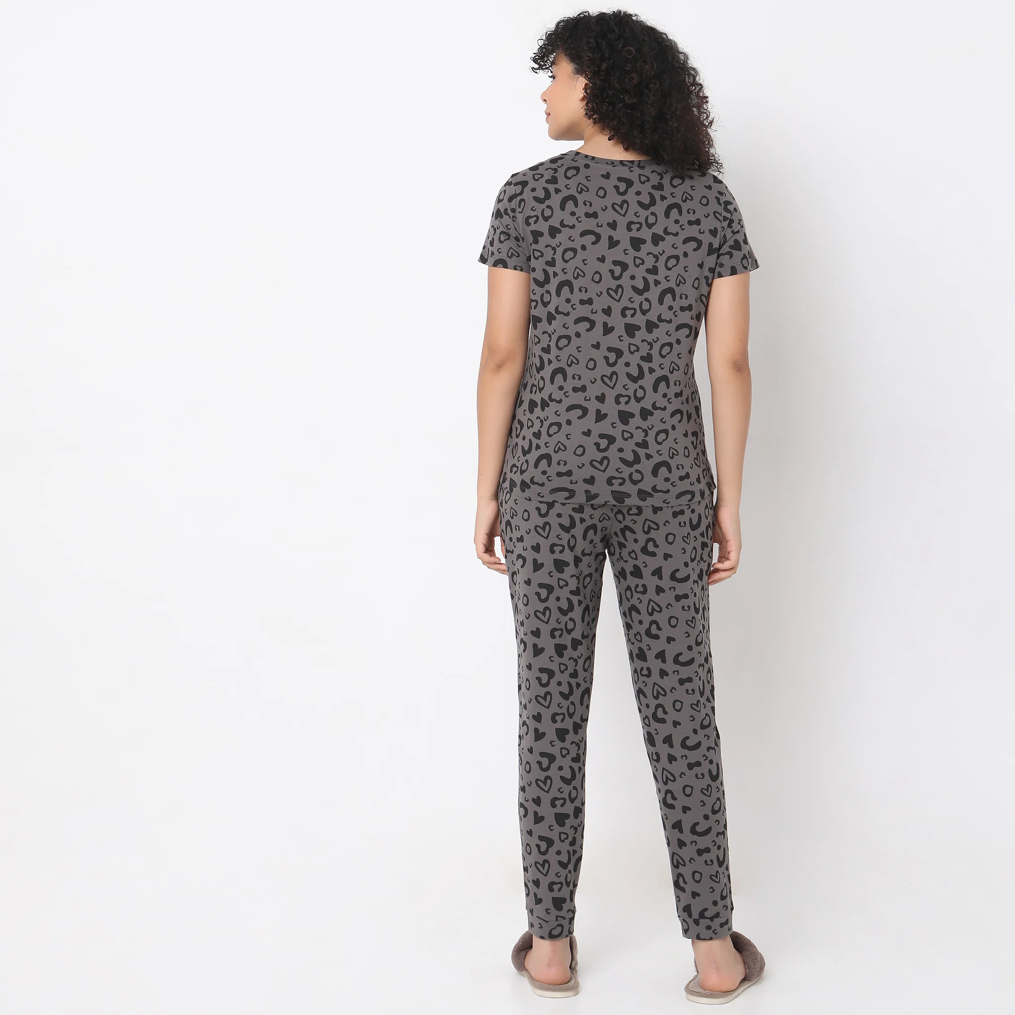 Knitted Animal Print Top With Joggers Sleepwear Set - Image 3