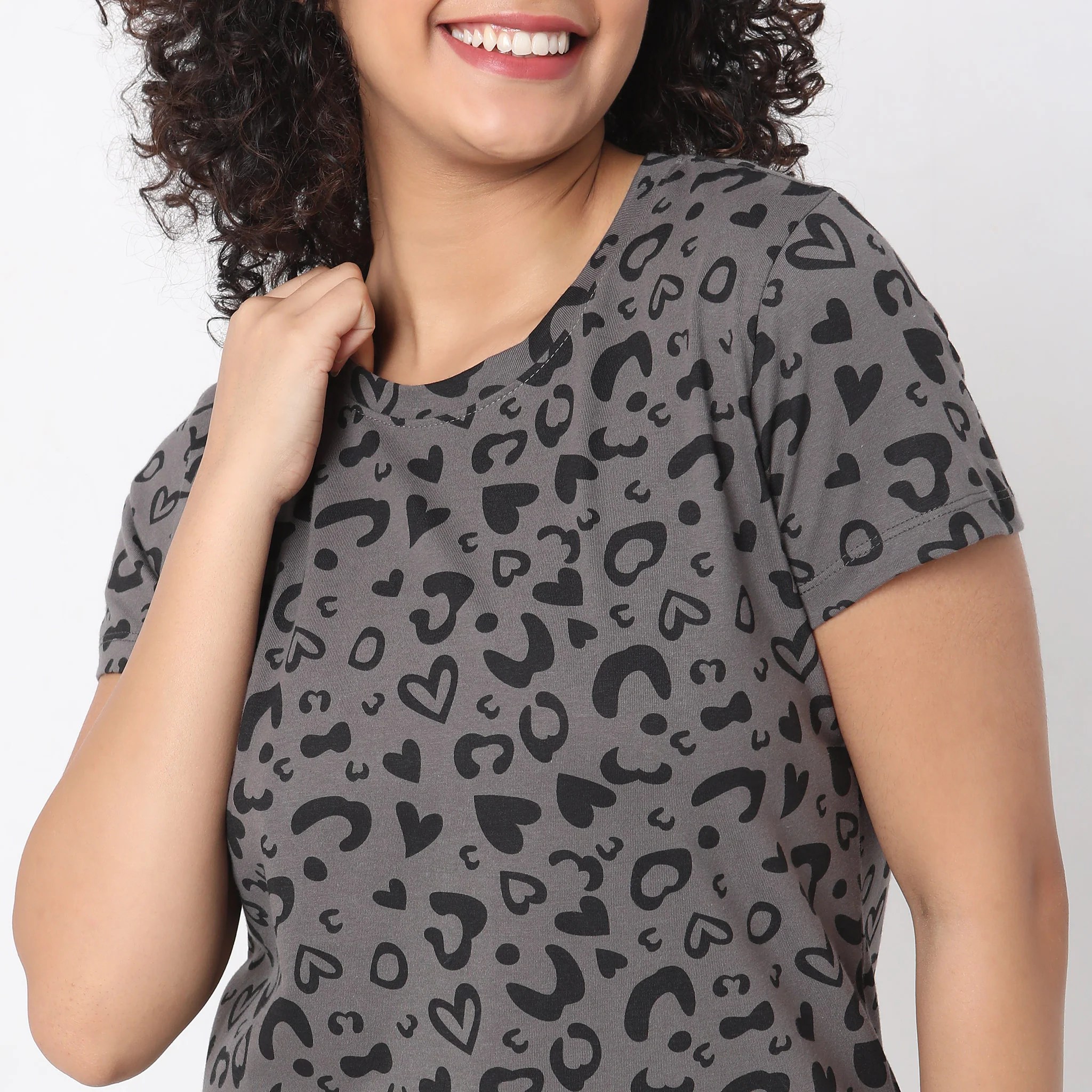 Knitted Animal Print Top With Joggers Sleepwear Set - Image 4
