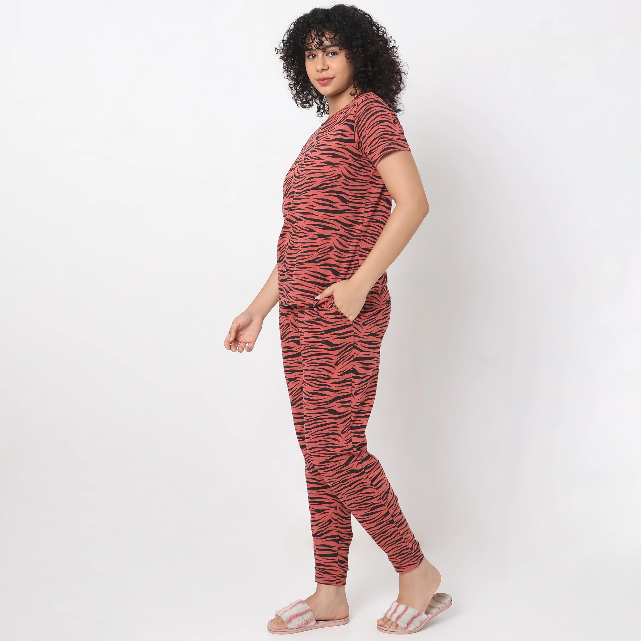 Knitted Animal Print Top With Joggers Sleepwear Set - Image 5