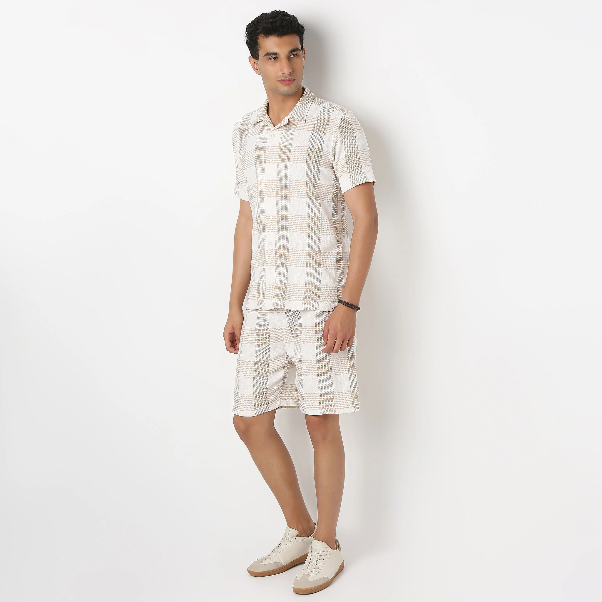 Moodᵉˣ Shorts - Above Knee Trendy Yarn Dyed Textured Pull-On Shorts Relaxed Fit