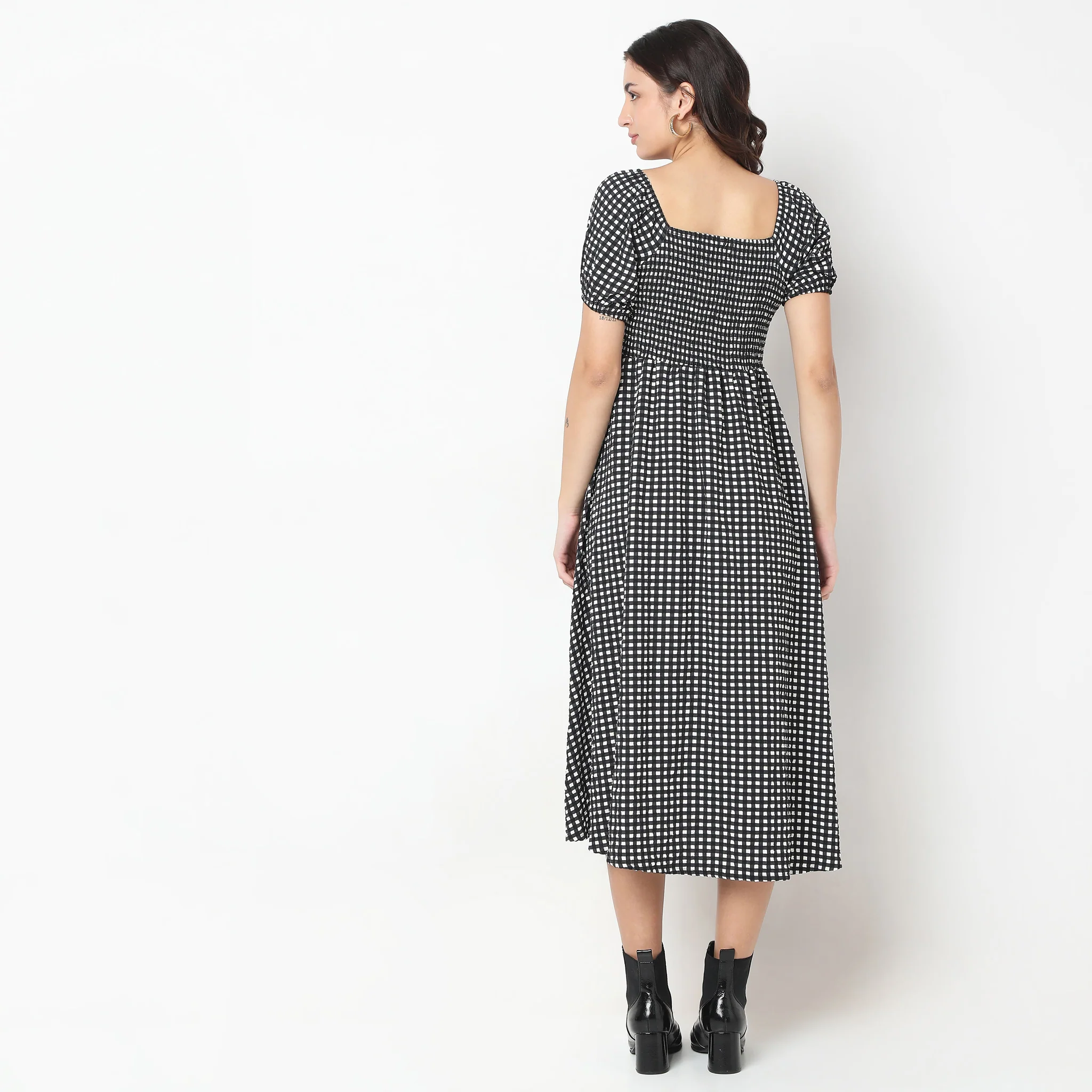 Regular Fit Checkered Dress - Image 8