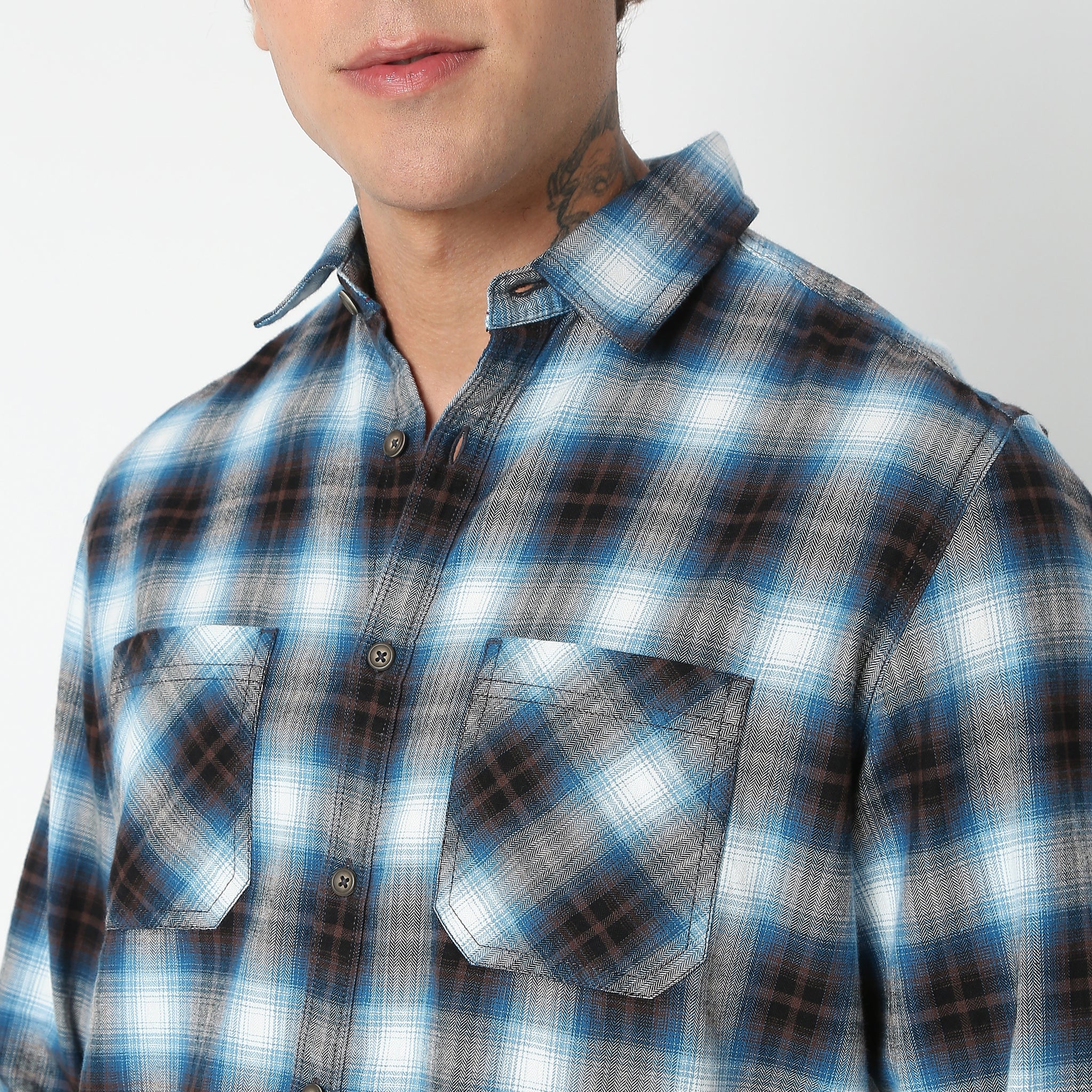 Regular Fit Checkered Shirt - Image 4