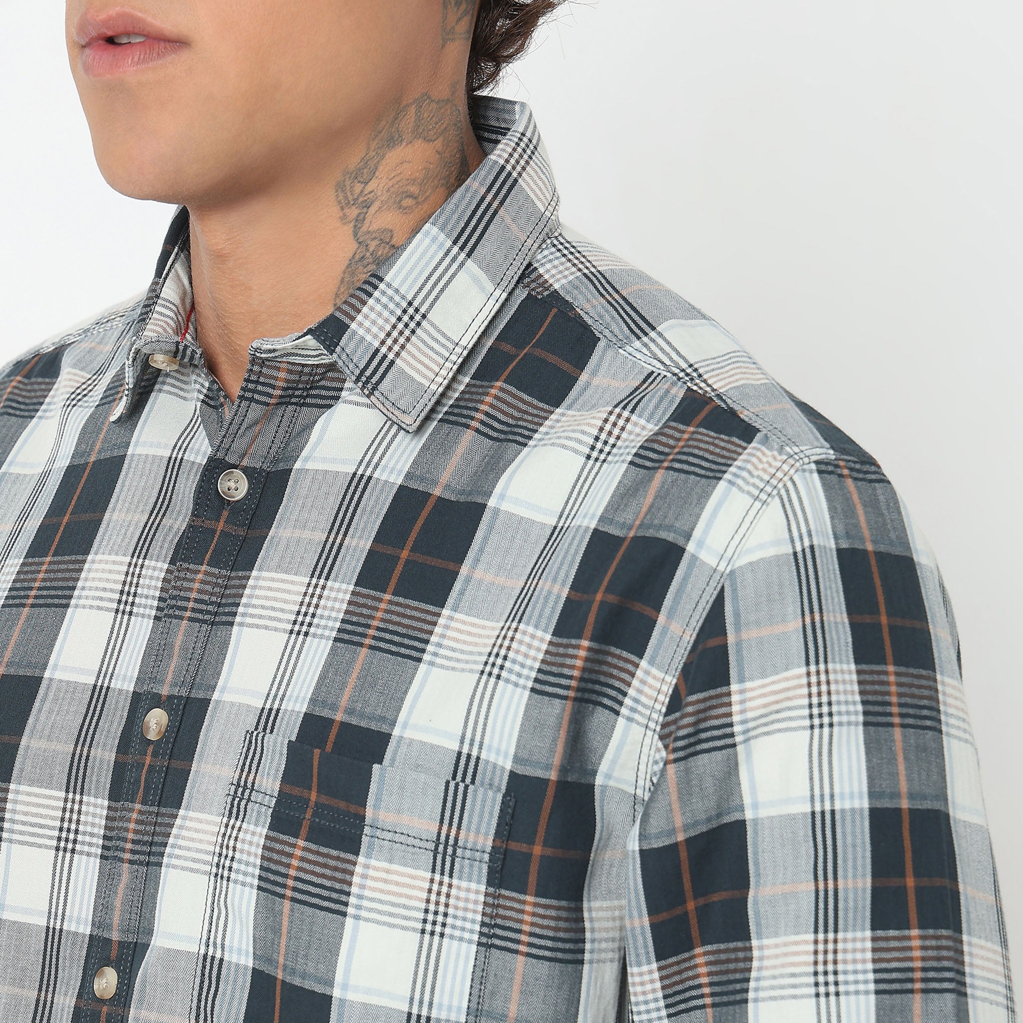 Regular Fit Checkered Shirt - Image 4