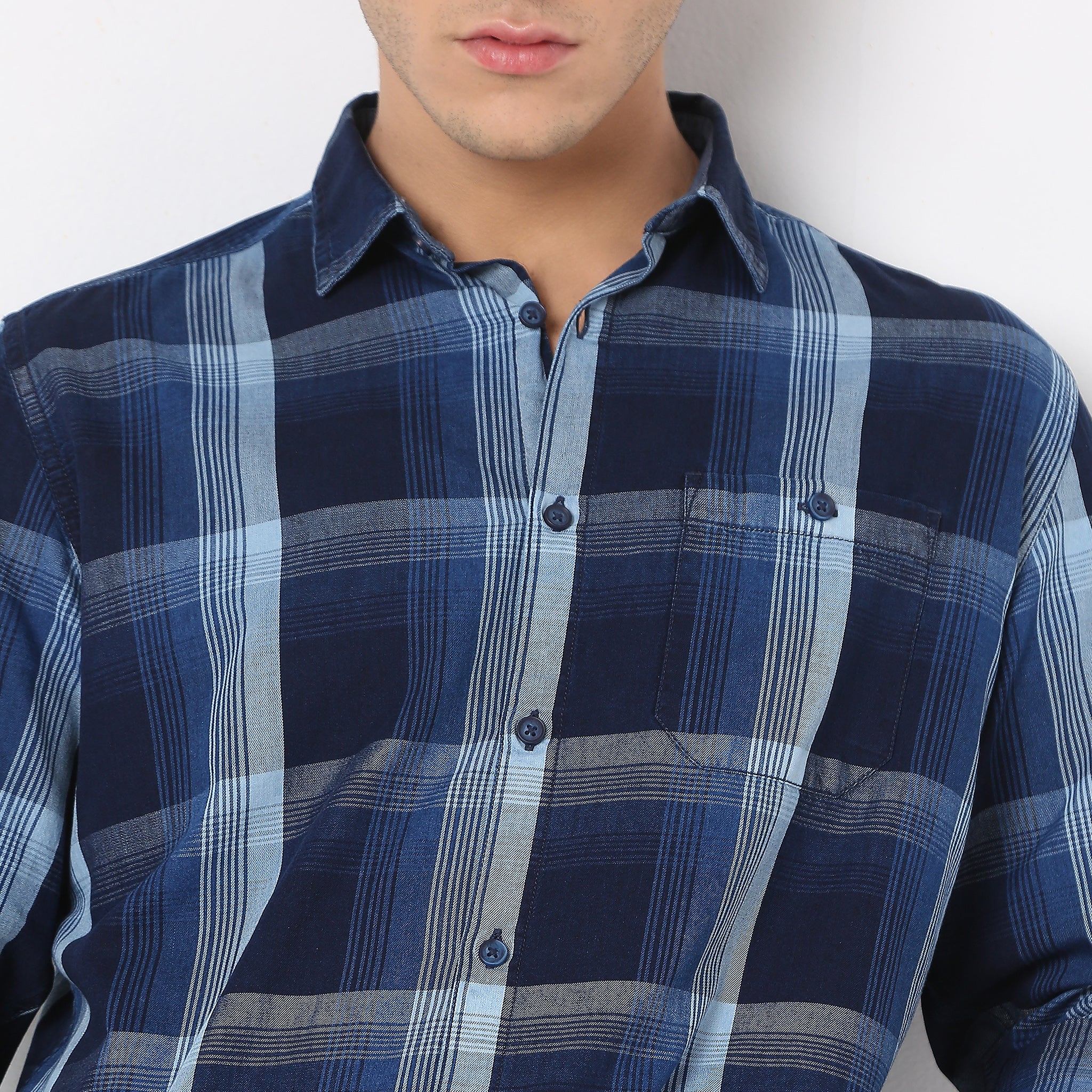 Cruiser™ Authentic Indigo Shirt Regular Fit Shirt Classic Checks Perfect Denim Companion - Image 4