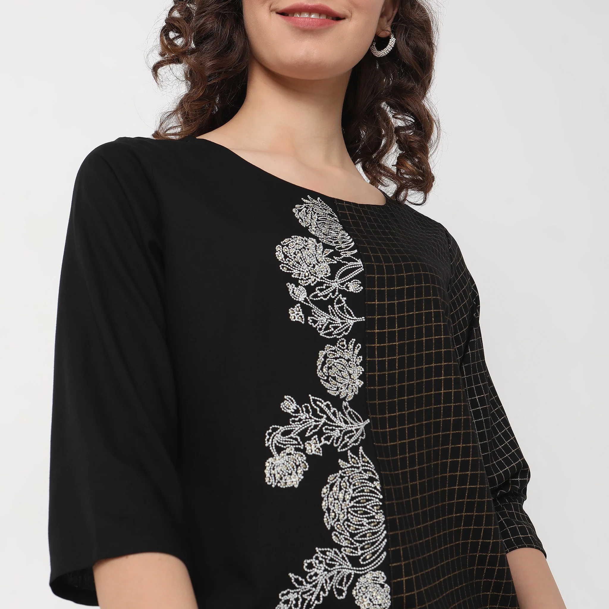Regular Fit Checkered Top - Image 4