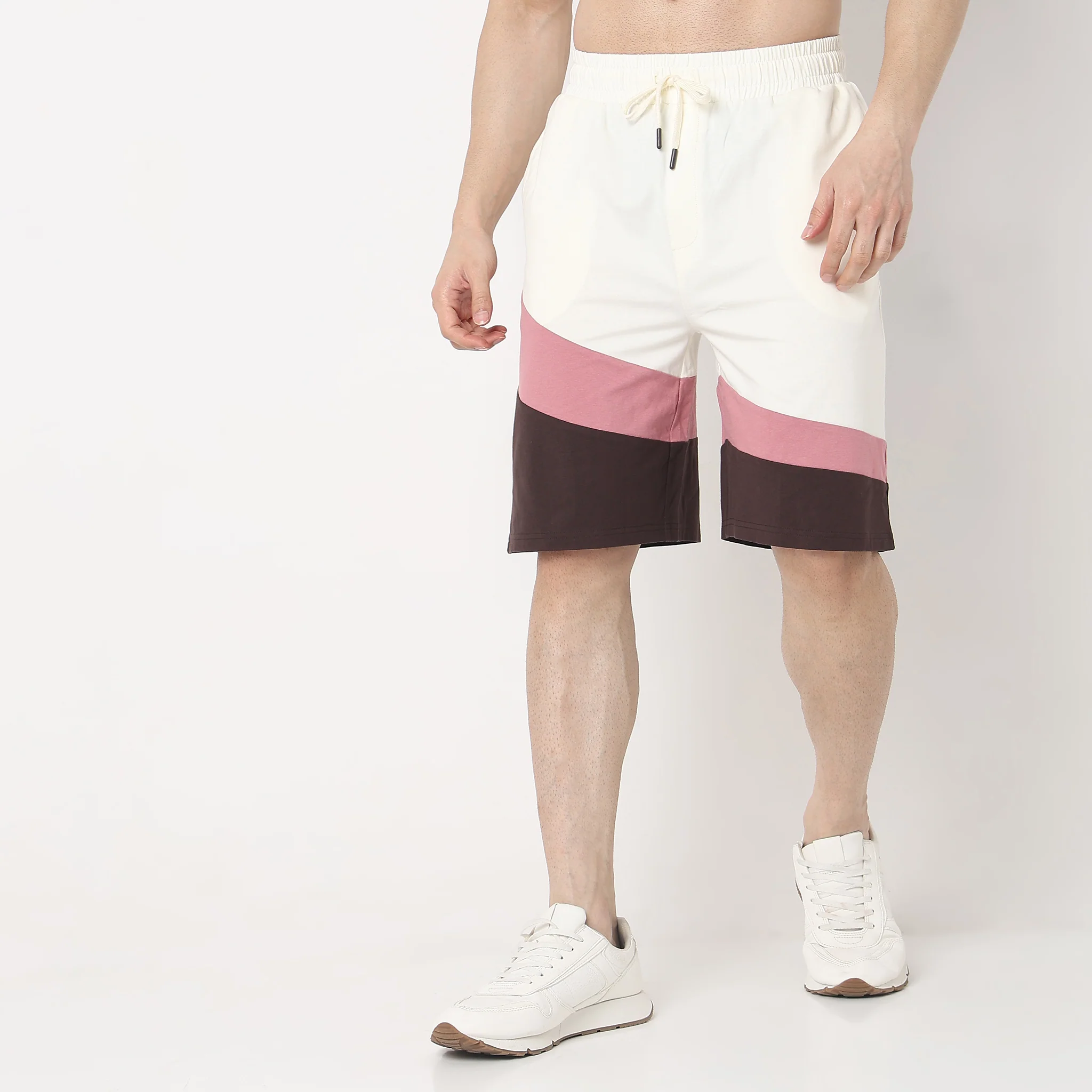 Regular Fit Color Block Mid Rise Shorts - Image 2